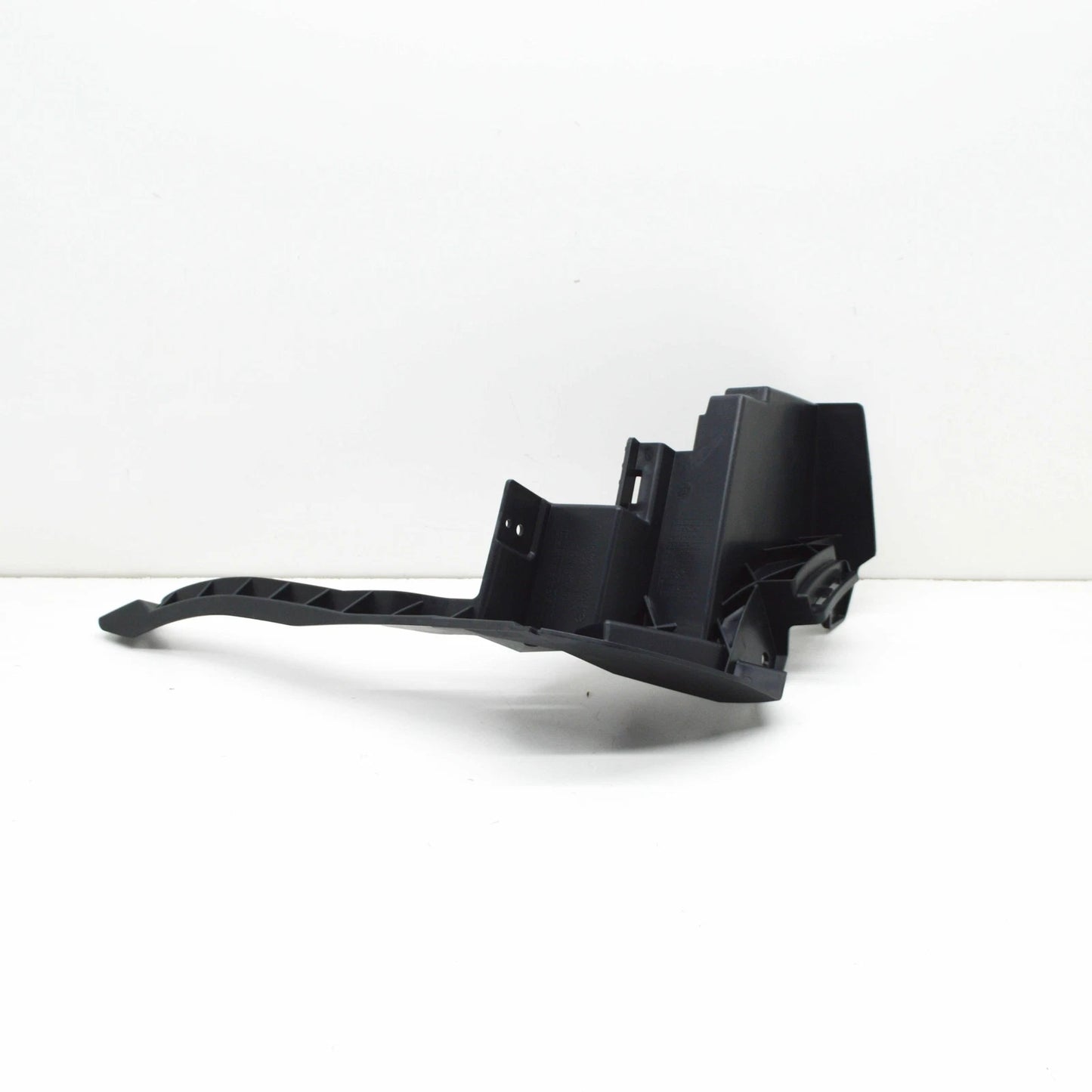 NEW MERCEDES-BENZ GLE W166 FRONT BUMPER RIGHT COVER A1668852624