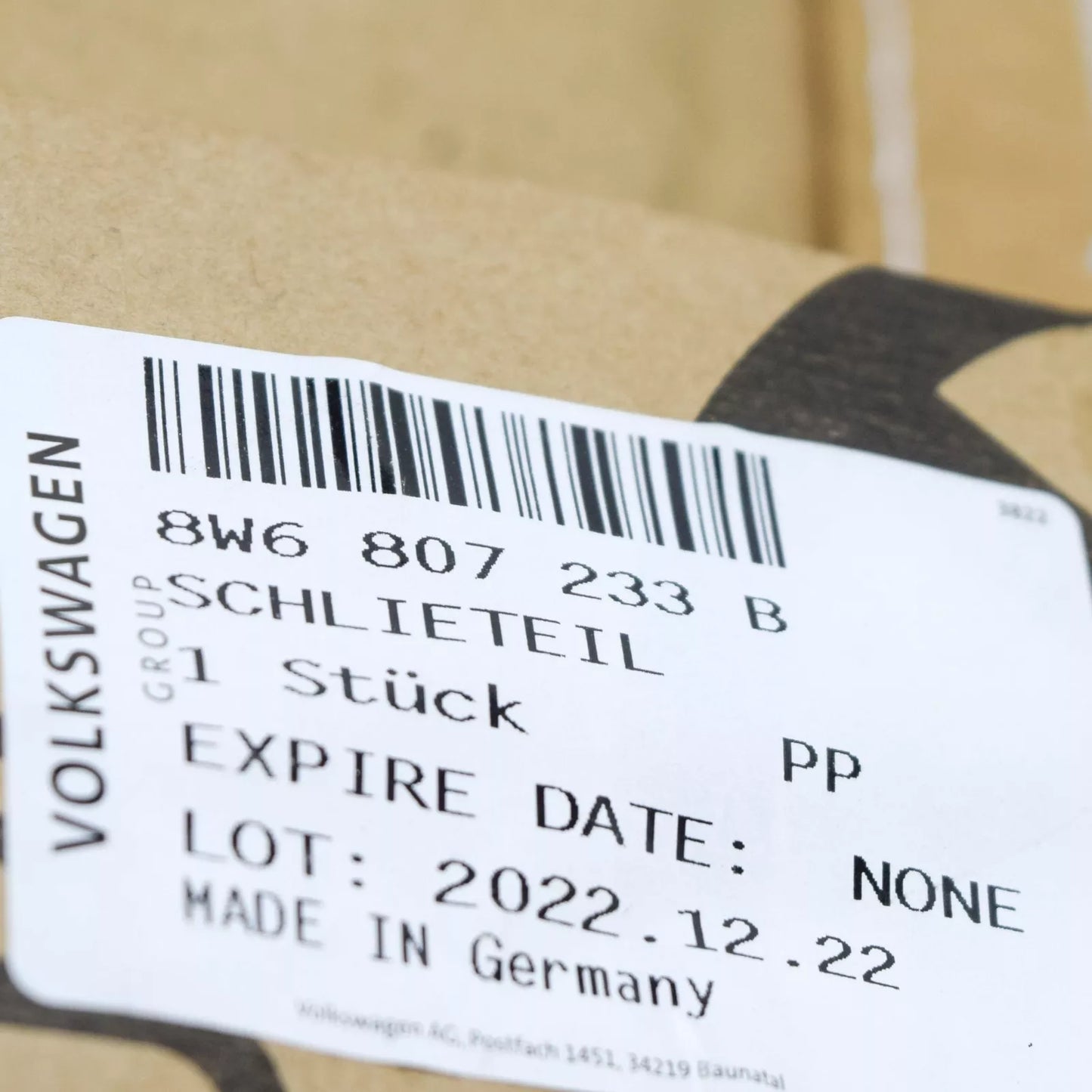 NEW AUDI A5 SPORTBACK F5 FRONT GRILLE CLOSING ELEMENT 8W6807233B ORIGINAL