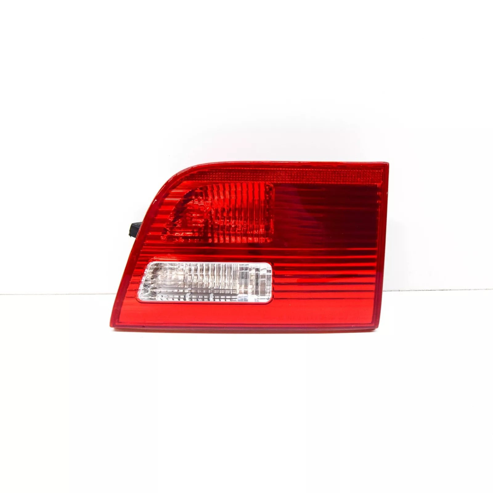 NEW BMW E53 SUV REAR LIGHT IN TRUNK LID LEFT 7164485 63217164485 ORIGINAL