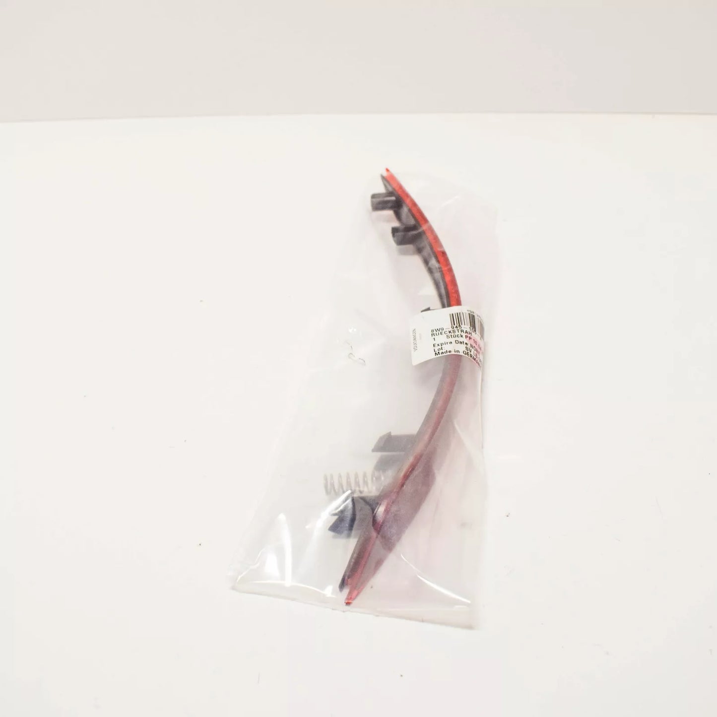 NEW AUDI A4 AVANT B9 REAR BUMPER LEFT REFLECTOR 8W9945105A ORIGINAL