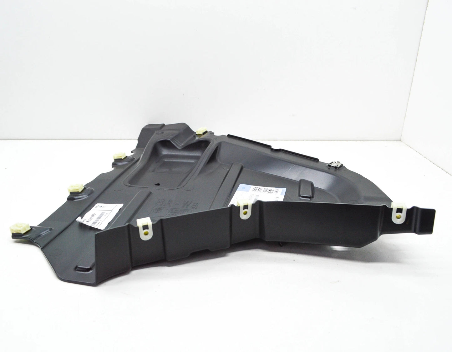 NEW BMW M8 CABRIO F91 FRONT RIGHT WHEEL ARCH LINER EXTENSION 51718079992