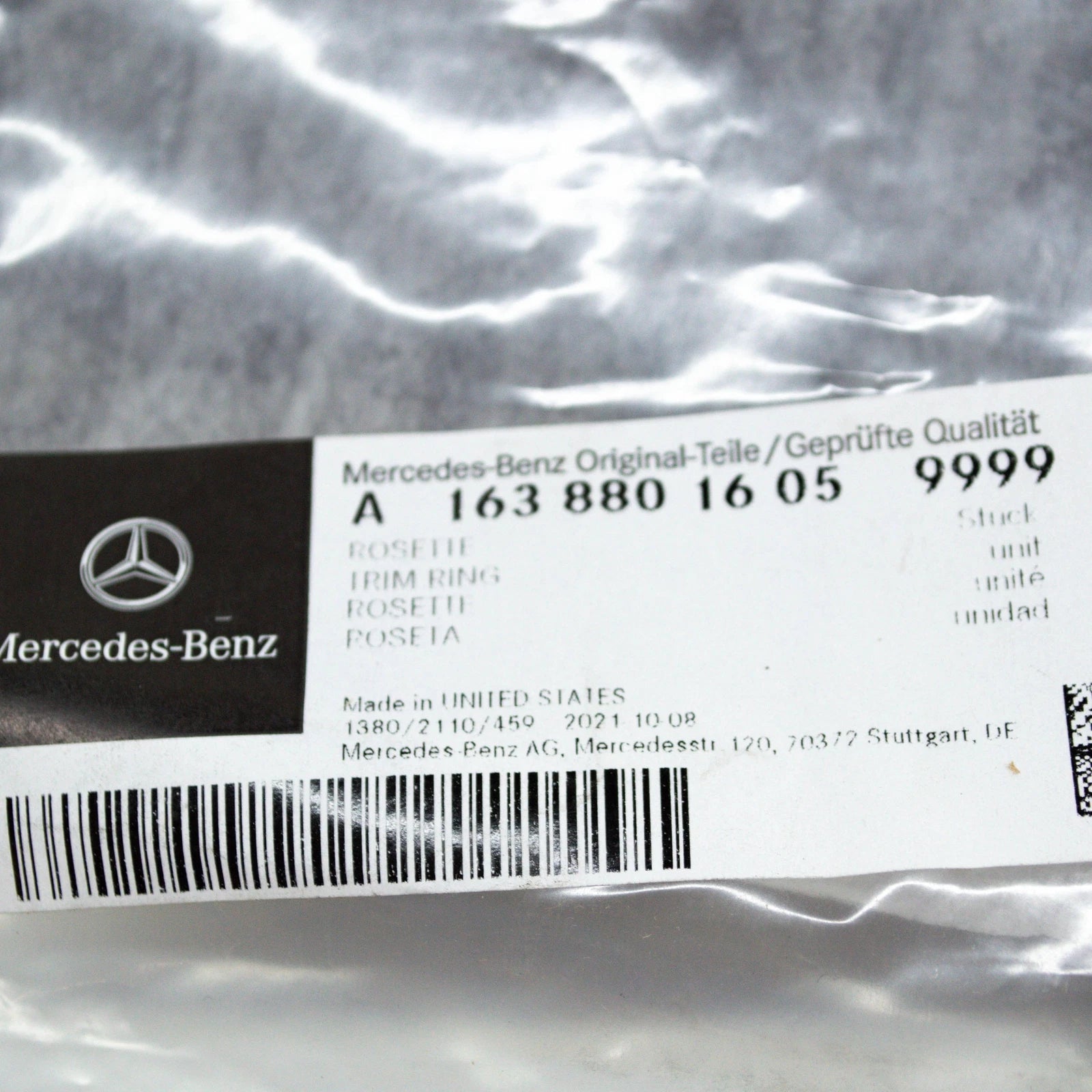 NEW MB M-CLASS W163 REAR RIGHT BUMPER TOW EYE COVER A16388016059999 ORIGINAL