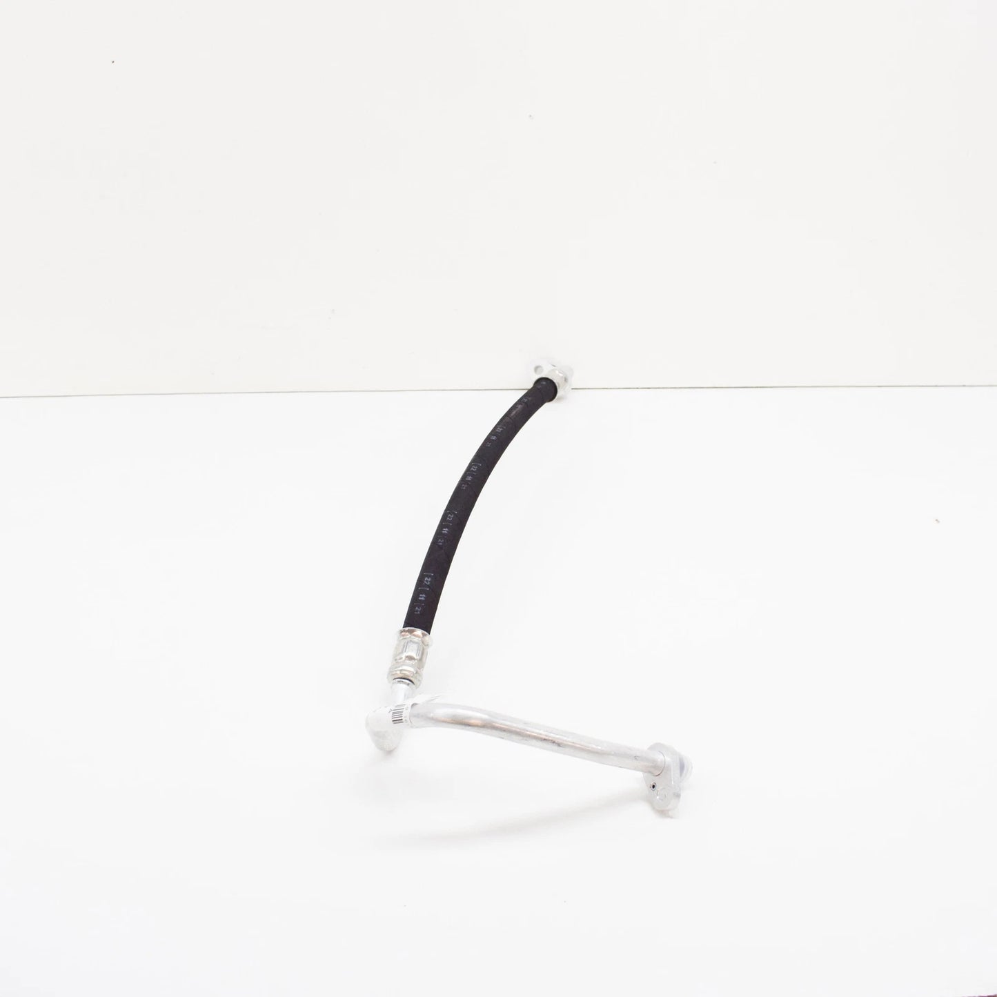 NEW VOLKSWAGEN GOLF MK8 A/C REFRIGERANT LINE 5WA816721A ORIGINAL