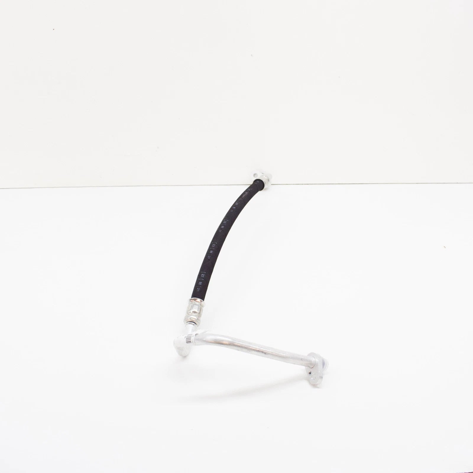 NEW VOLKSWAGEN GOLF MK8 A/C REFRIGERANT LINE 5WA816721A ORIGINAL