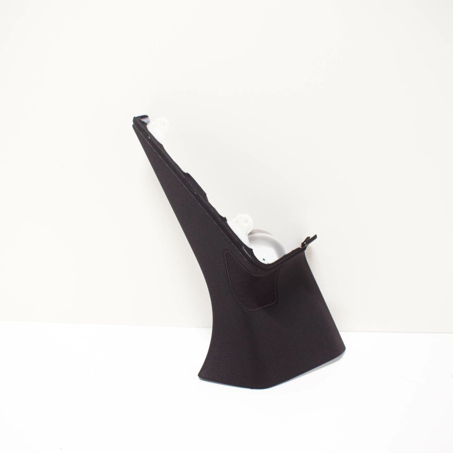 NEW AUDI A5 8W6 SPORTBACK REAR UPPER RIGHT QUARTER TRIM 8W8867246CV48 ORIGINAL