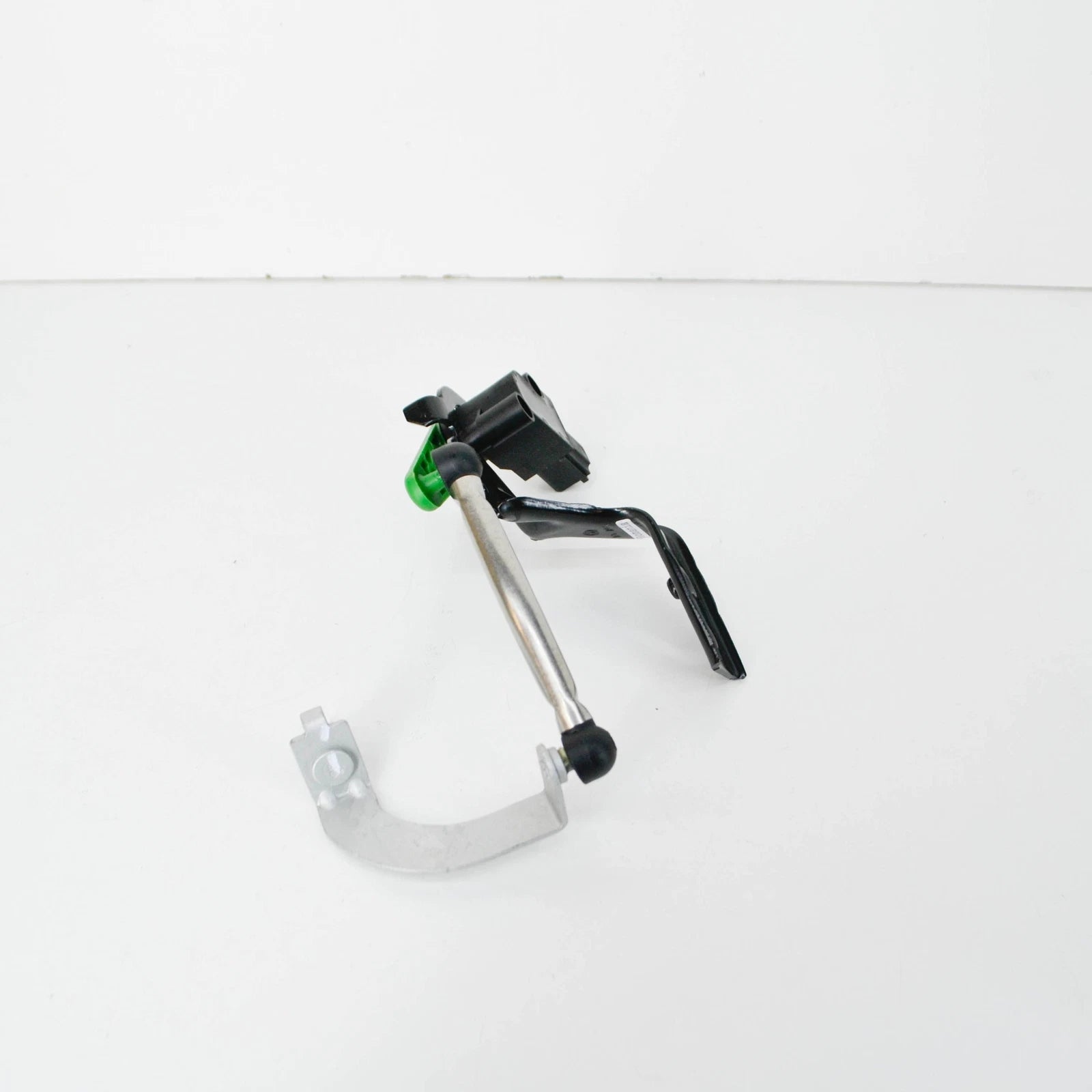 NEW VOLKSWAGEN PASSAT 3G FRONT LEFT HEIGH LEVEL SENSOR W POLE 3Q0412521A