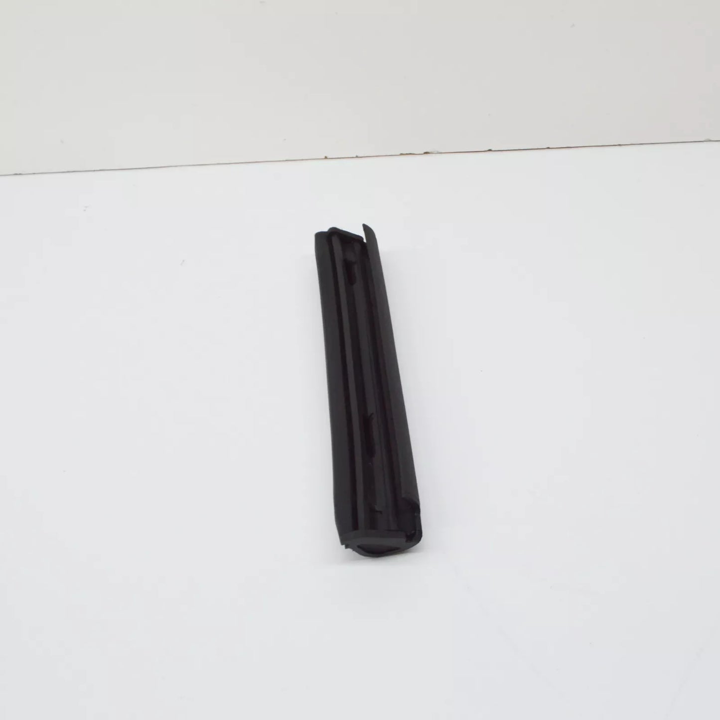 NEW AUDI TT 8J SOFT TOP FRAME FRONT RIGHT SEAL 8J7871456 ORIGINAL