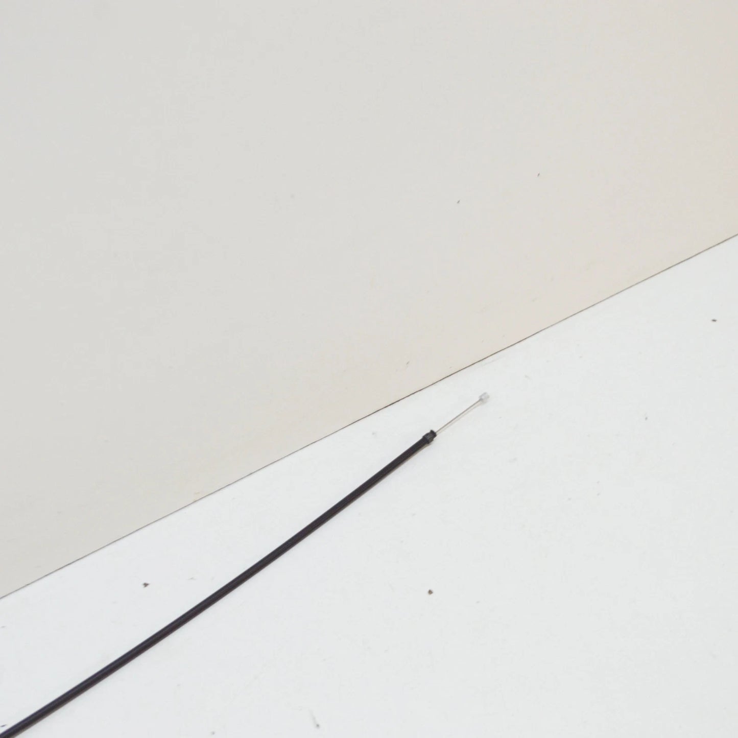 NEW BMW 7 E38 BONNET HOOD LID LOCK RELEASE BOWDEN CABLE RHD 51238171529 ORIGINAL