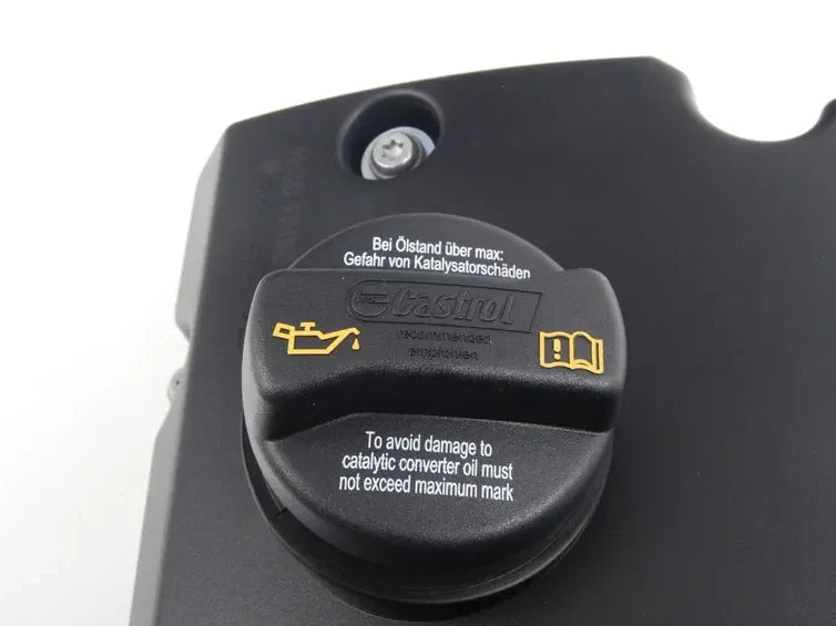 NEW VOLKSWAGEN BEETLE 9C ENGINE CYLINDER HEAD VALVE COVER 038103469AF ORIGINAL