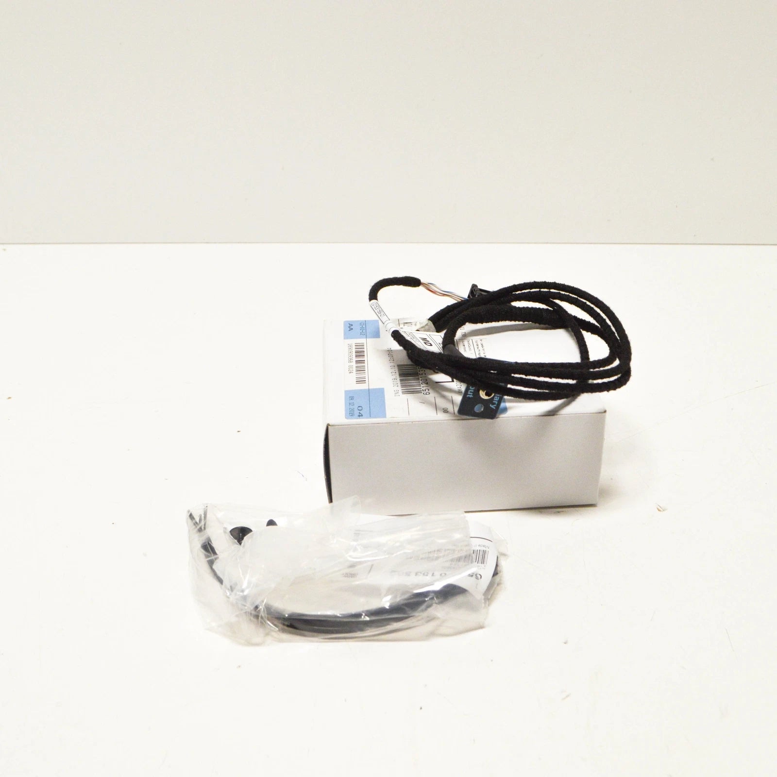 NEW BMW E39 E53 E60 E61 AUXILIARY CONNECTION RETROFIT KIT 0153502 65120153502