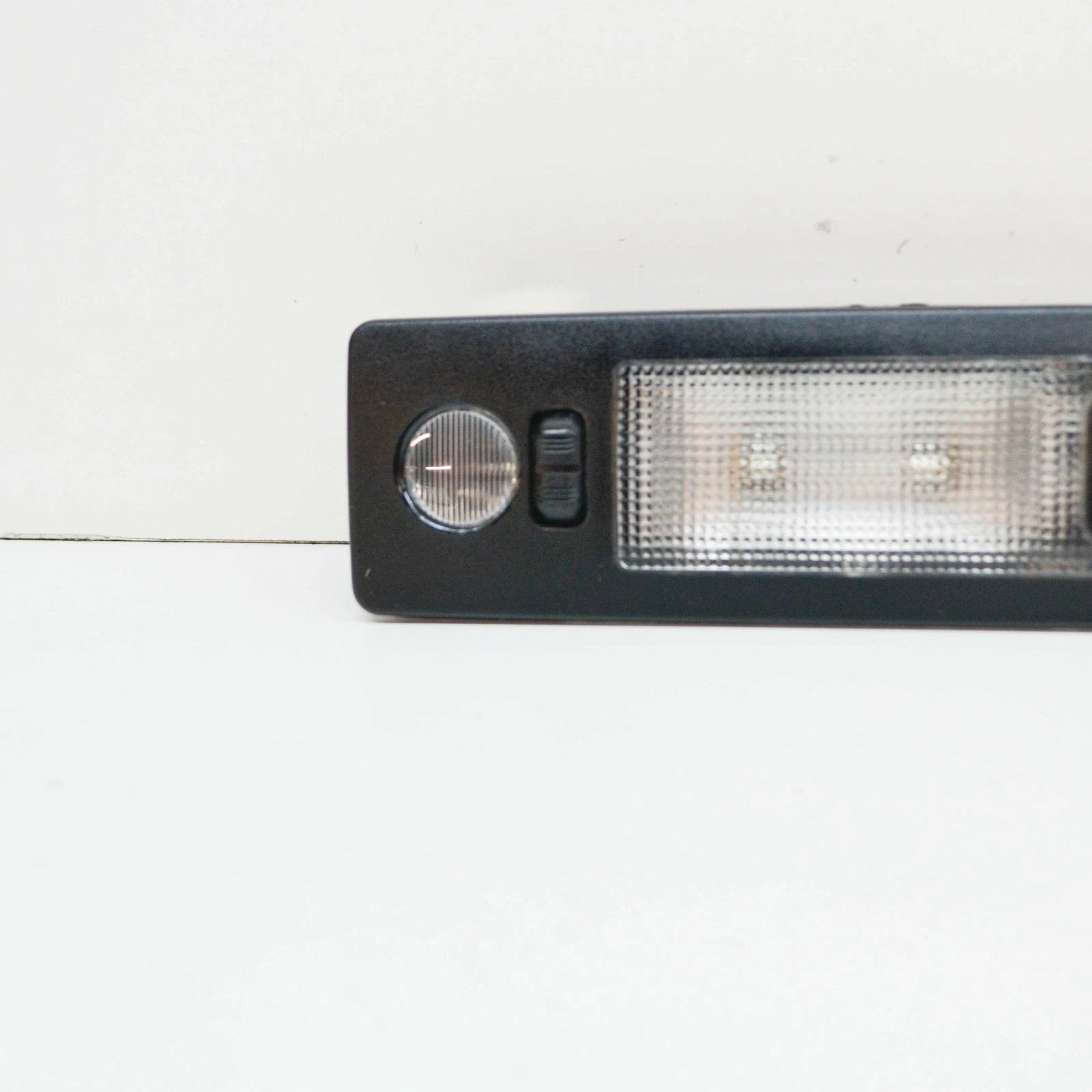 NEW BMW 3 COMPACT E36 INTERIOR READING LIGHT 63318357865 8357865 ORIGINAL
