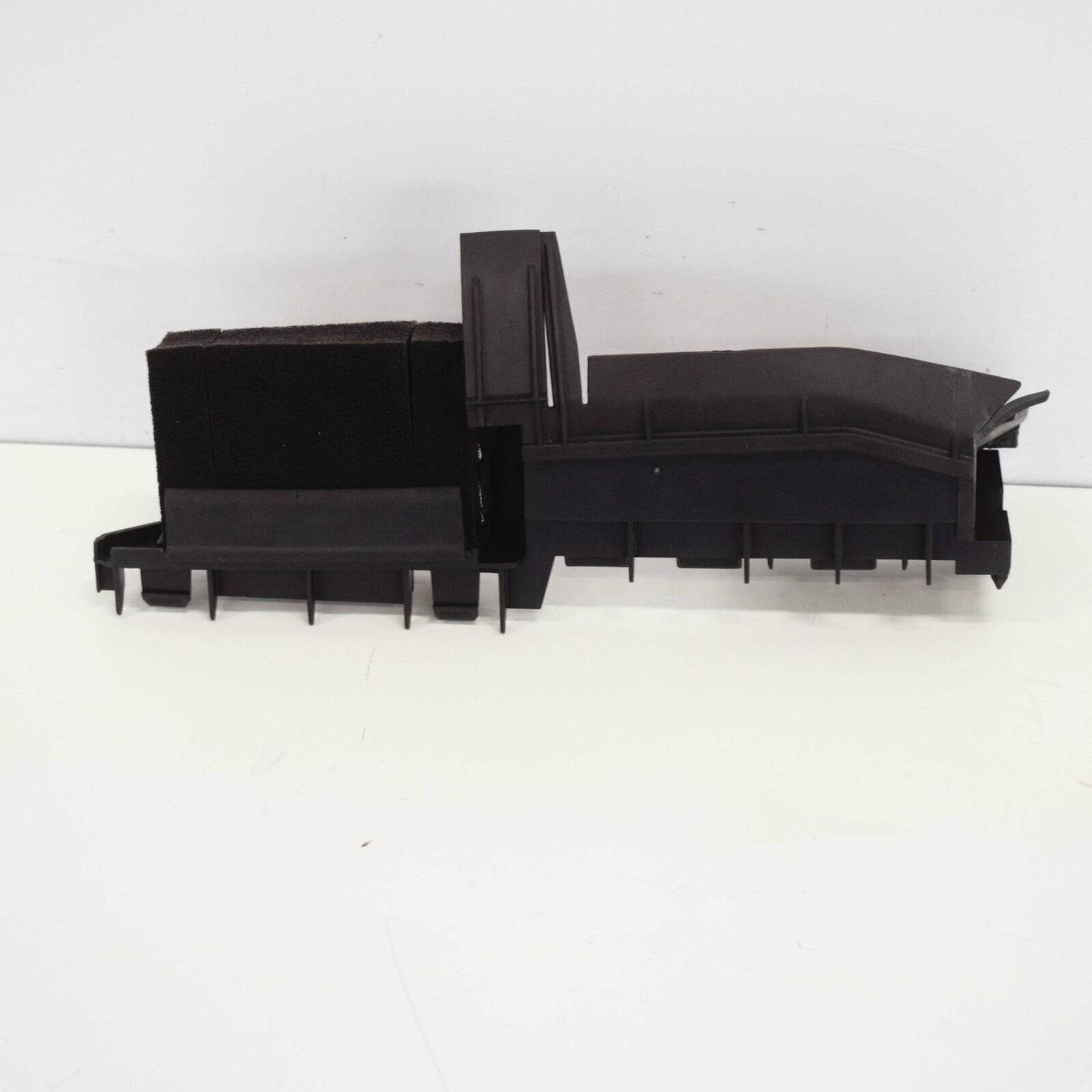 NEW MERCEDES-BENZ GLA-CLASS X156 RADIATOR LEFT AIR DUCT A1765050730 ORIGINAL