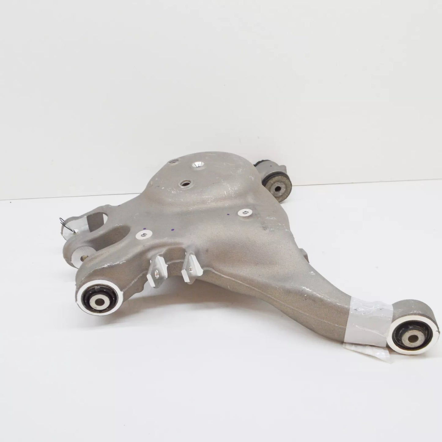 NEW AUDI A6 C6 REAR LEFT LOWER AXLE WISHBONE ARM 4F0505311L ORIGINAL