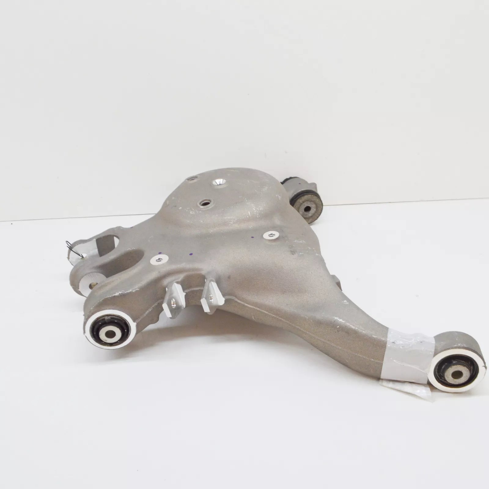 NEW AUDI A6 C6 REAR LEFT LOWER AXLE WISHBONE ARM 4F0505311L ORIGINAL