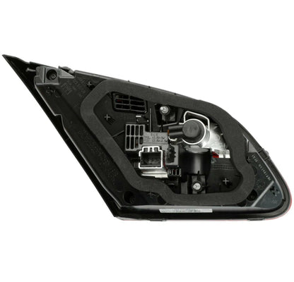 NEW VW CC 35 REAR RIGHT SIDE TAILGATE TAILLIGHT 3C8945308AA ORIGINAL