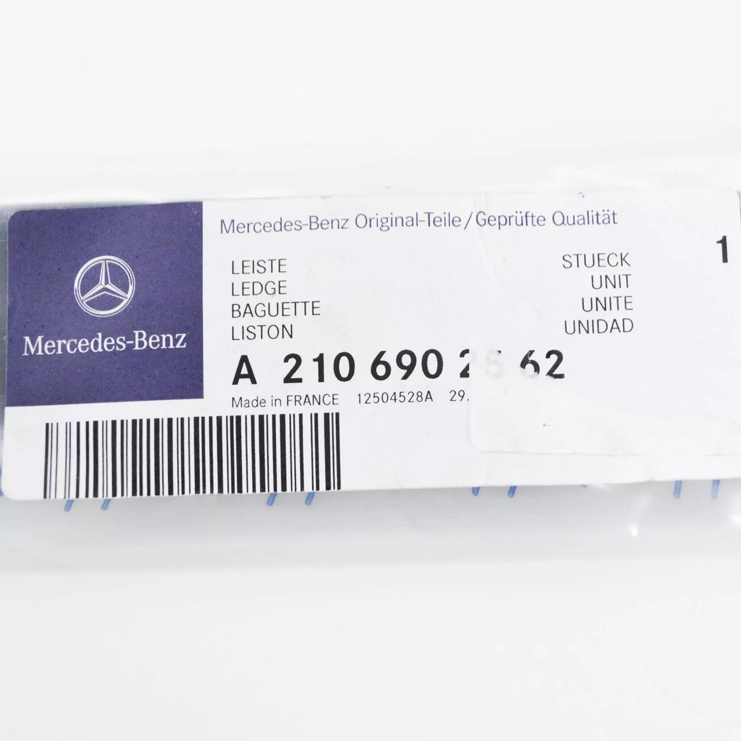 NEW MERCEDES-BENZ E W210 FRONT LEFT FENDER BOTTOM LEDGE A2106902562