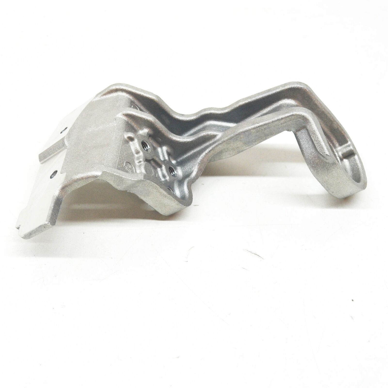 NEW MB E W213 FRONT RIGHT LOWER RADIATOR BRACKET MOUNT A2135052200 ORIGINAL