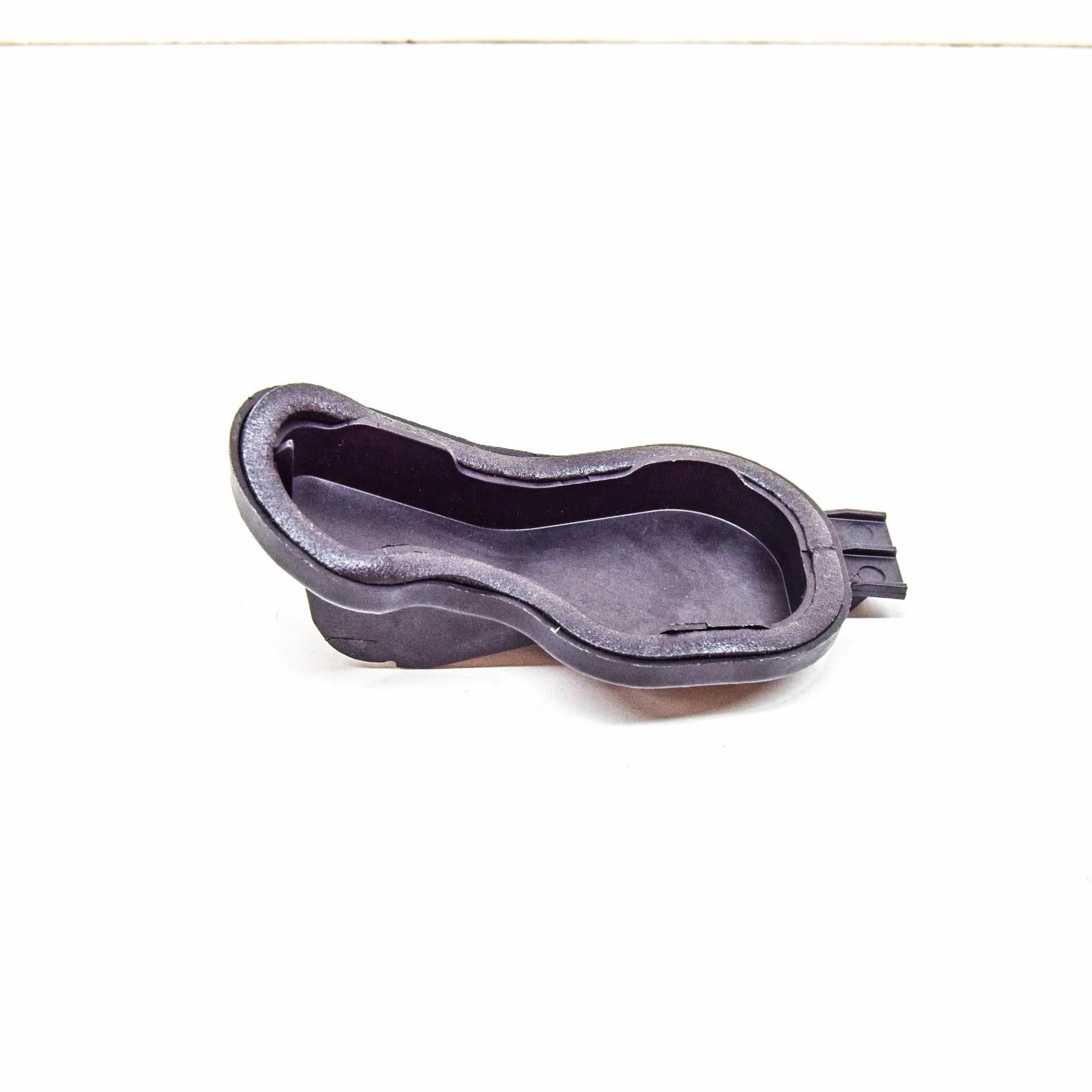 NEW VOLKSWAGEN AMAROK 2H LEFT DIPPED HEADLIGHT COVER CAP 2H0941607 ORIGINAL