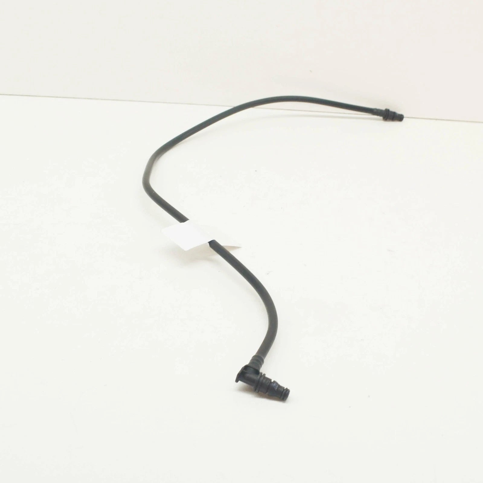 NEW MERCEDES-BENZ SL R230 ENGINE COOLANT RECOVERY TANK HOSE A2305010325