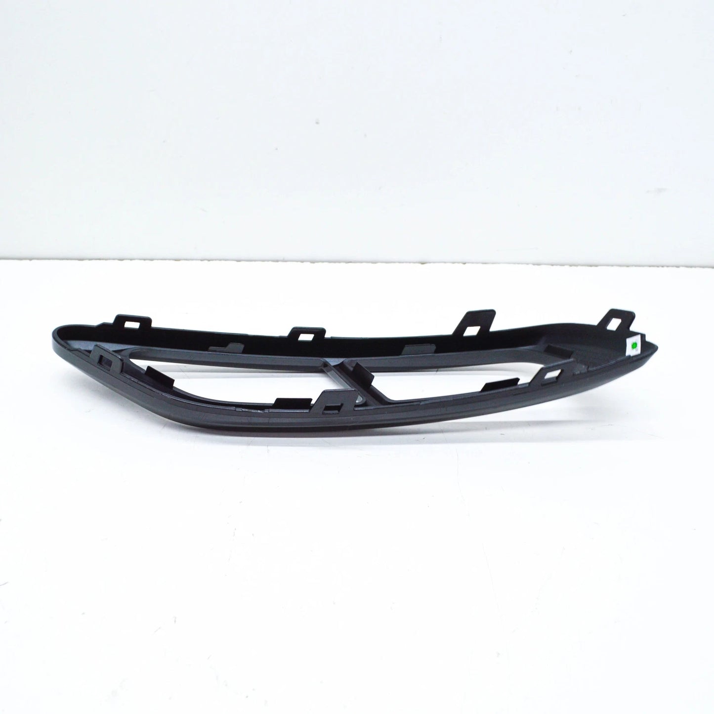 NEW VOLKSWAGEN TIGUAN AD1 REAR LEFT EXHAUST TAILPIPE TRIM 5NN807833D041