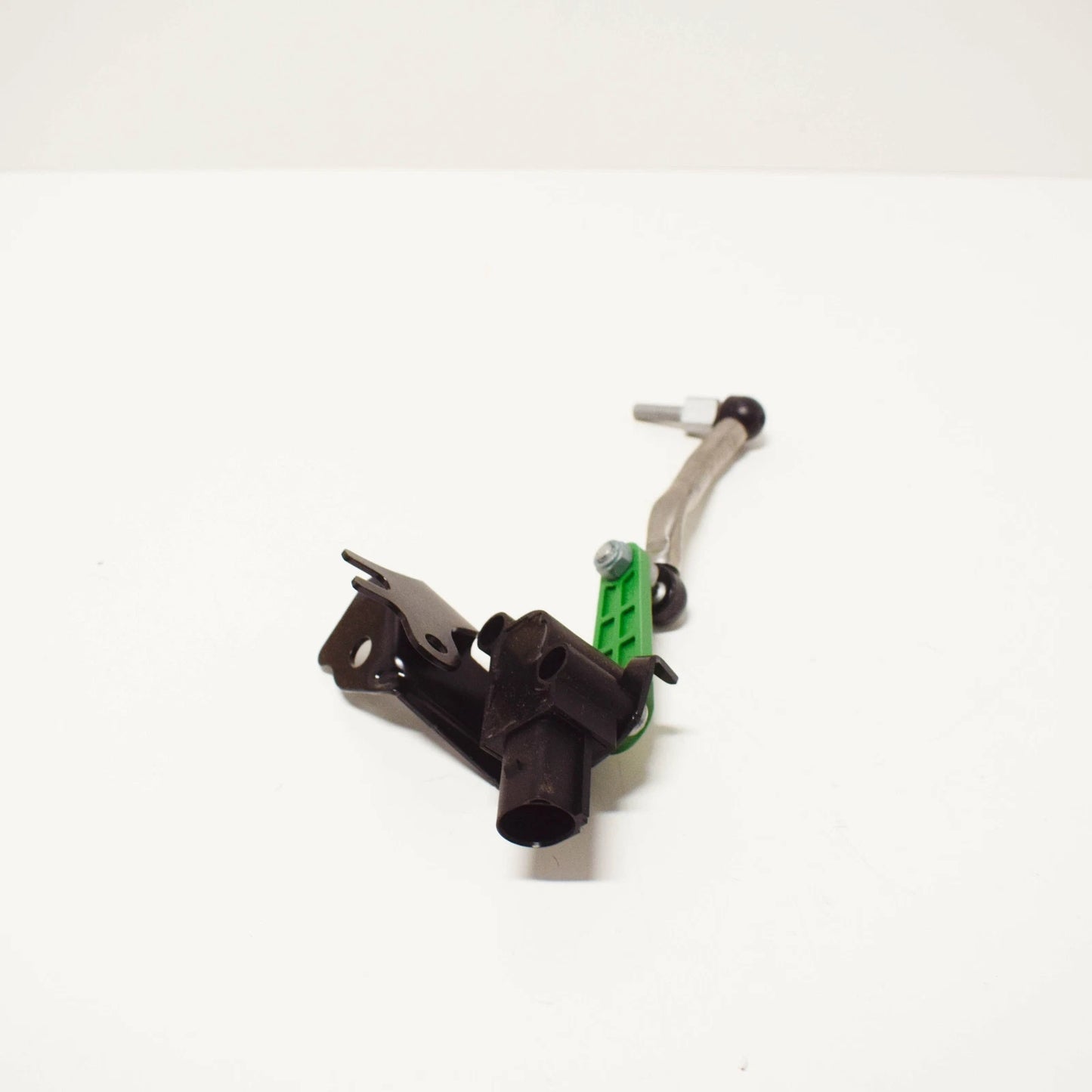 NEW AUDI A4 B8 FRONT LEFT LEVEL SENSOR 8K0941285N