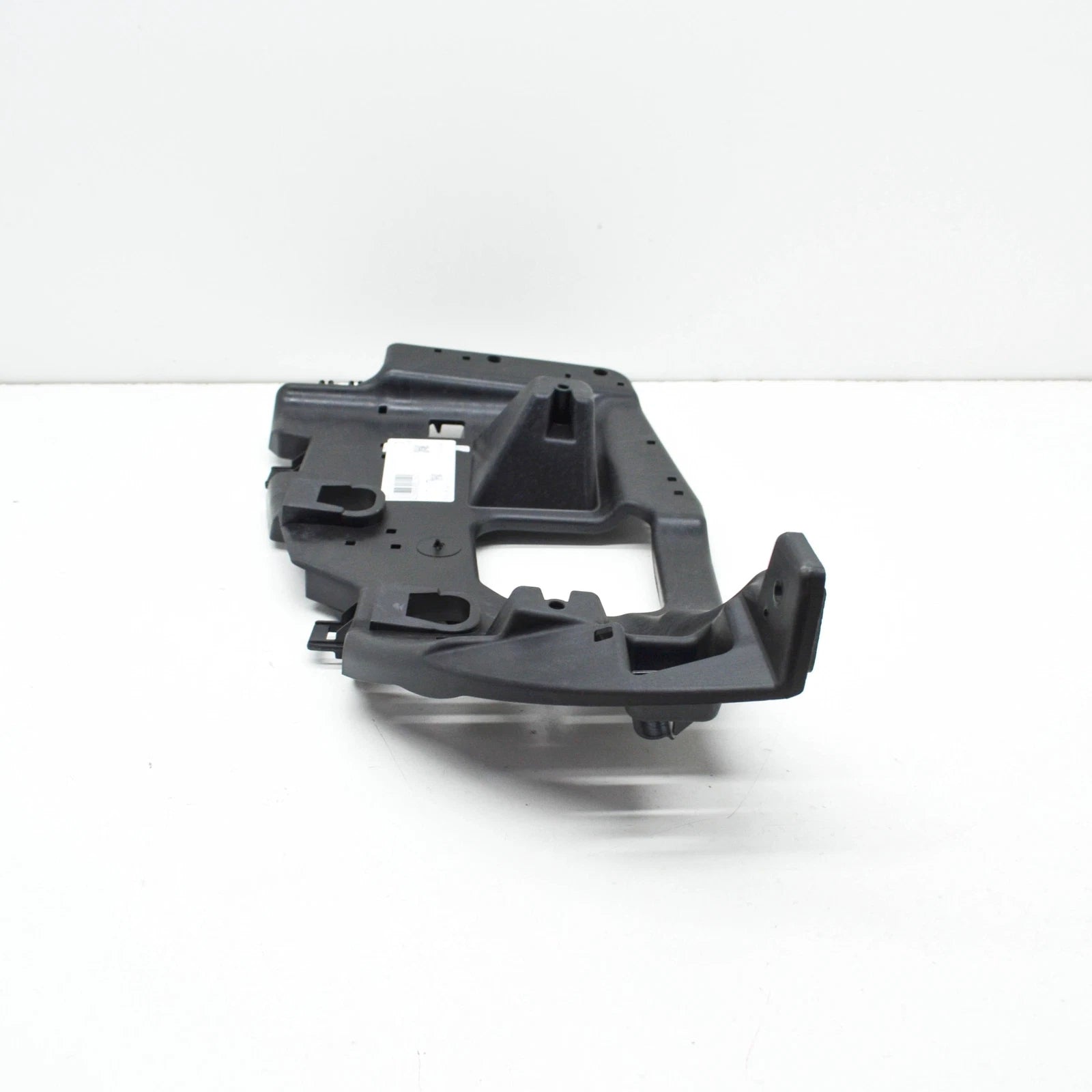 NEW MERCEDES-BENZ E COUPE C238 REAR LEFT BUMPER BRACKET A2388852901