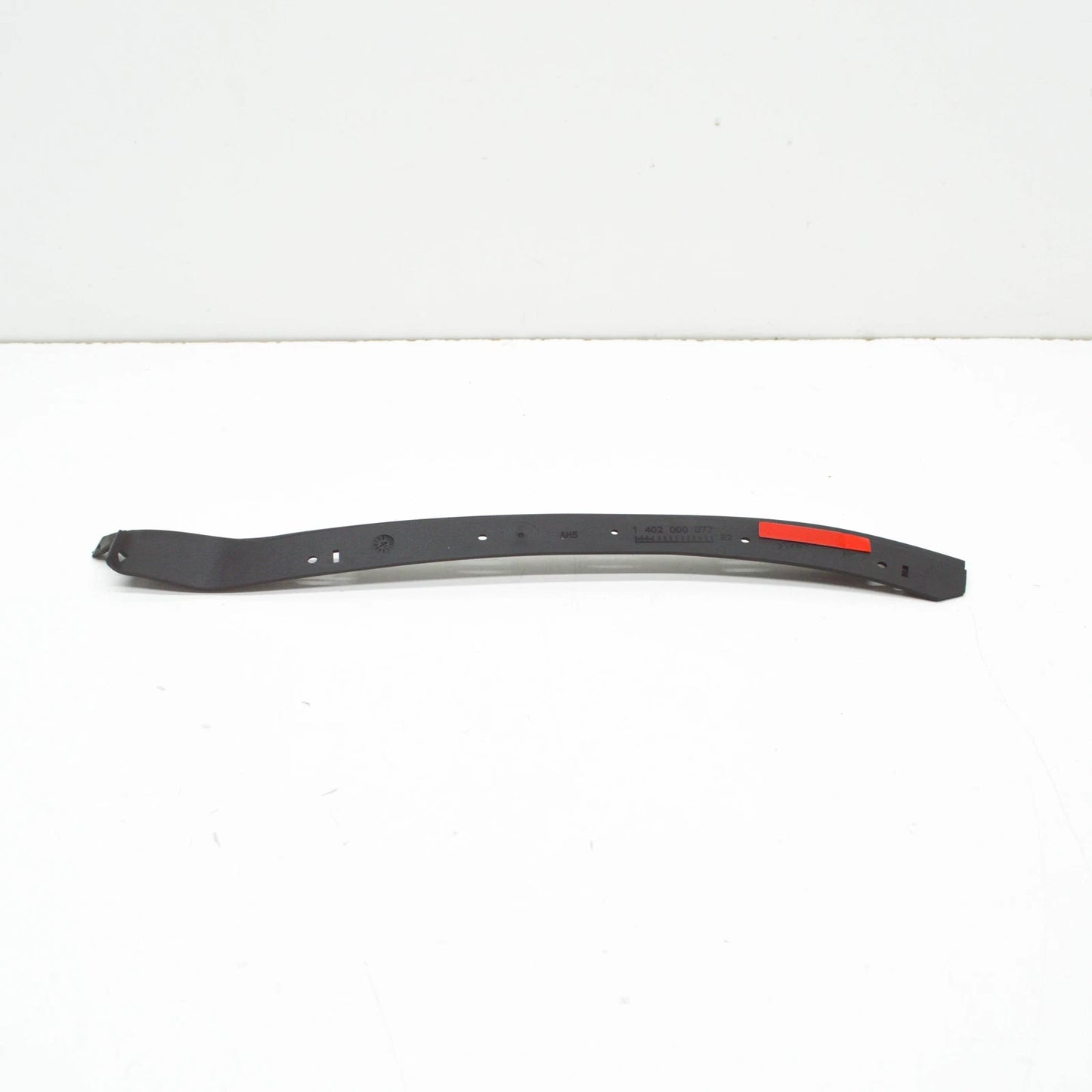 NEW VOLKSWAGEN TIGUAN AD FRONT RIGHT HEADLIGHT SIDE SEAL 5NA941120B ORIGINAL