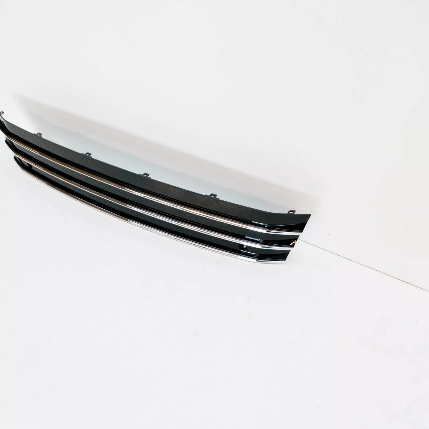 NEW AUDI A7 SPORTBACK 4G8 FRONT LICENSE PLATE HOLDER 4G8807287JT94 ORIGINAL