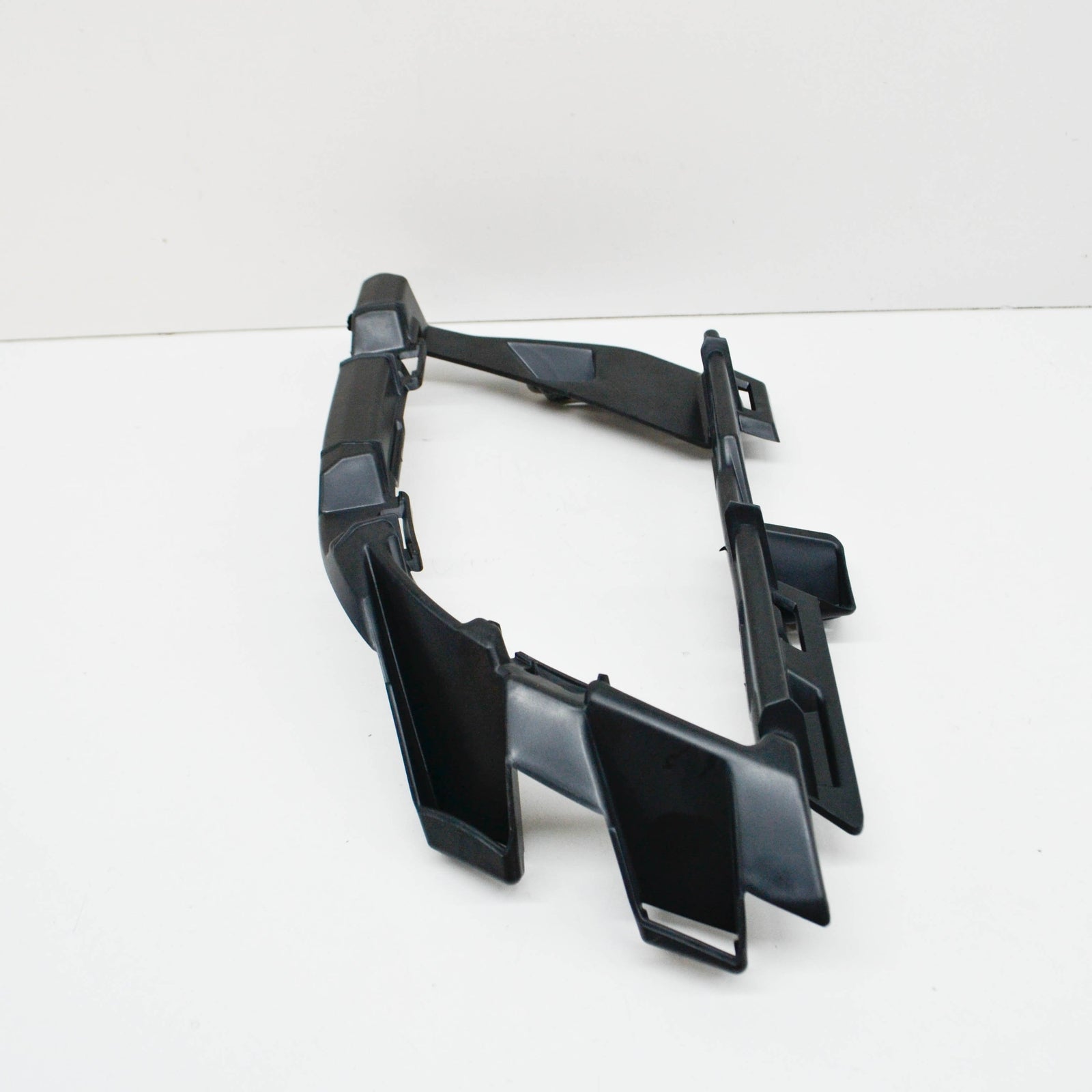 NEW VW JETTA A6 FRONT RIGHT FOG LIGHT HOUSING 5C6807262 ORIGINAL