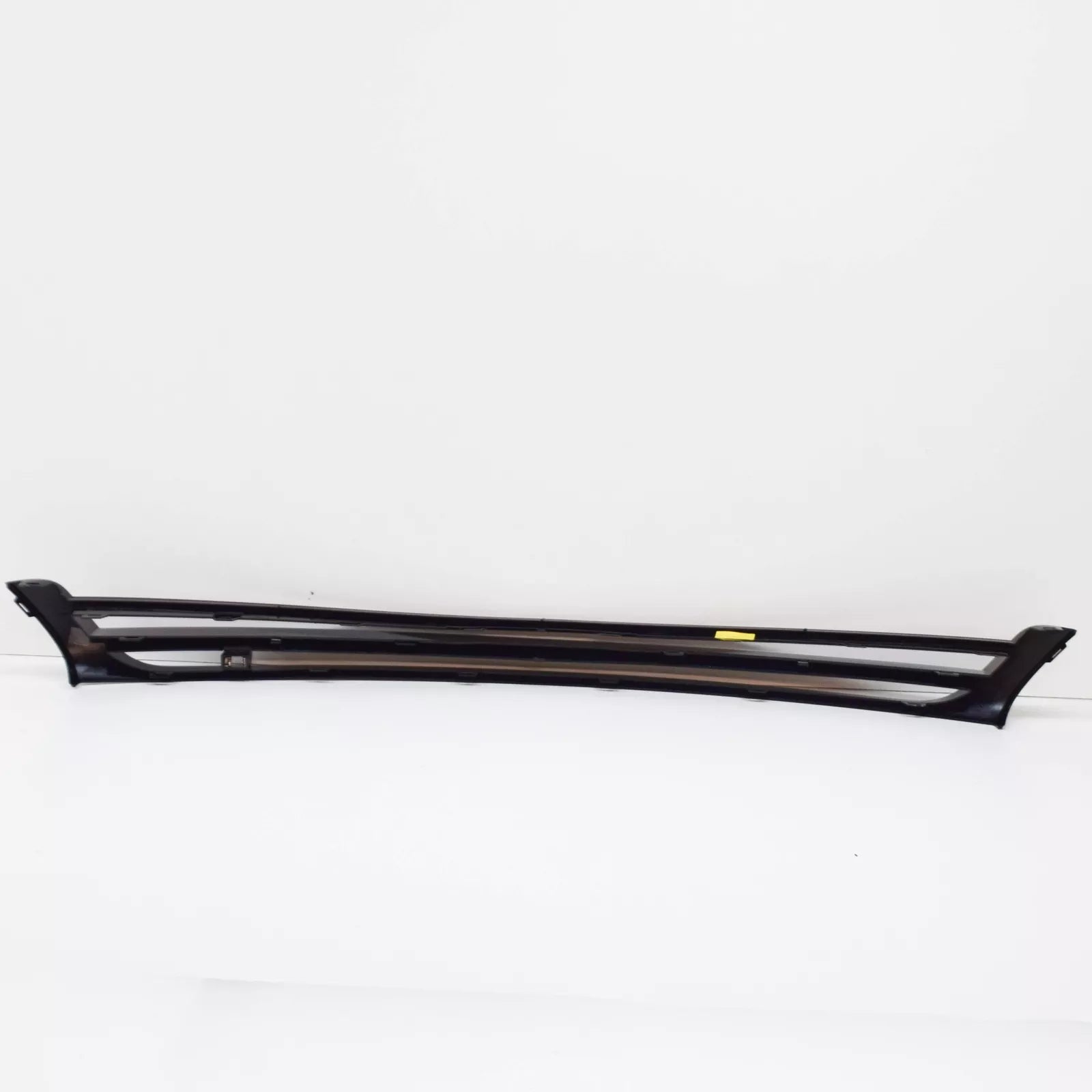 NEW VW SCIROCCO 137 FRONT UPPER CENTER GRILLE 1K8853761C041 ORIGINAL