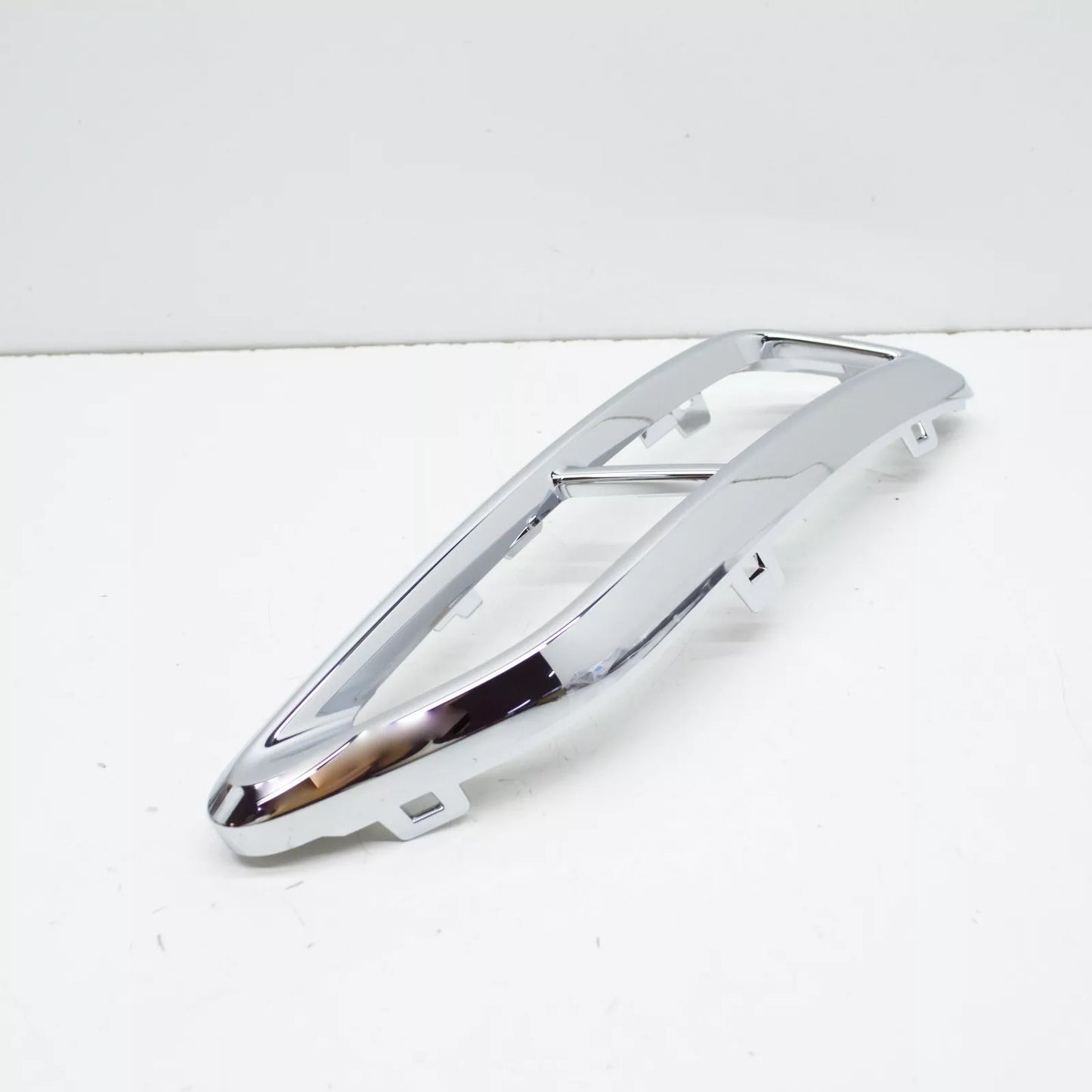 NEW VOLKSWAGEN TIGUAN AD RIGHT REAR EXHAUST TAILPIPE TRIM 5NN807834C2ZZ NW