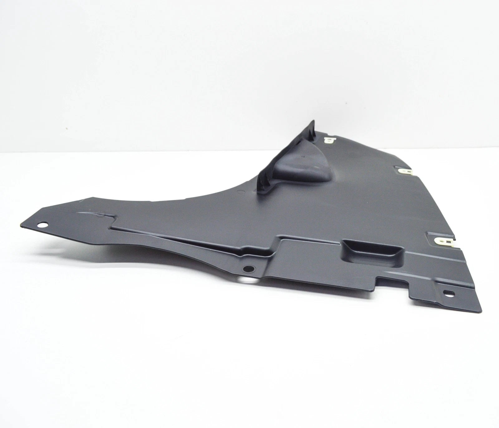 NEW BMW 1 F40 FRONT RIGHT WHEEL ARCH COVER 51757447034 ORIGINAL