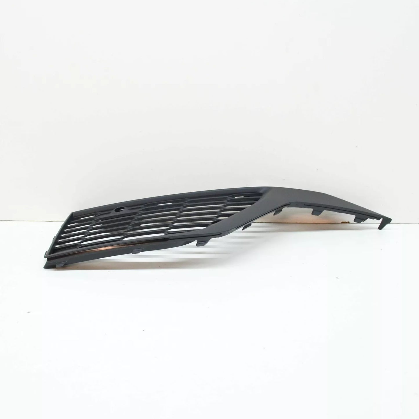 NEW AUDI SQ7 4M FRONT BUMPER LEFT OUTER AIR GRILLE 4M0890681A
