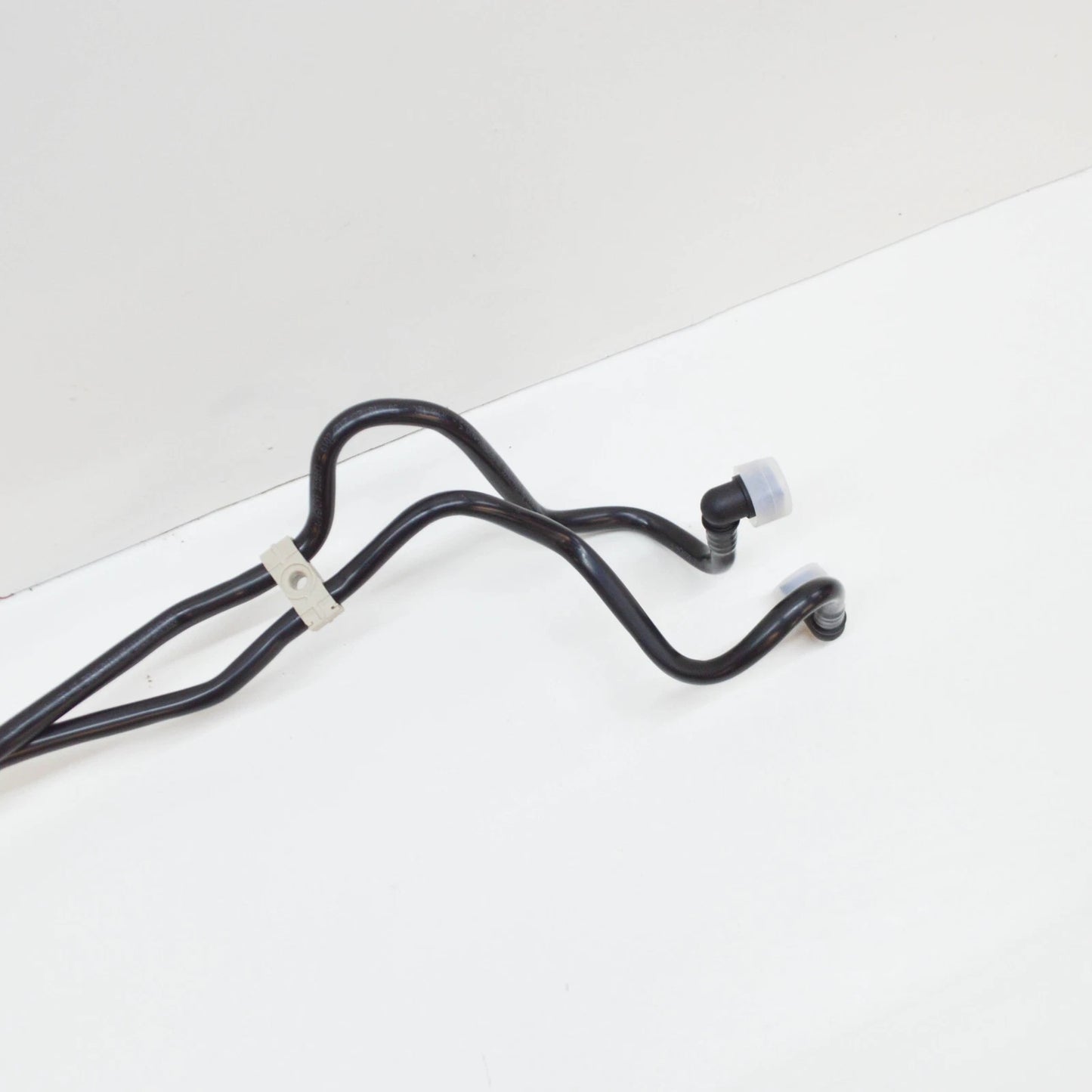 NEW BMW 5 F10 AUTOMATIC TRANSMISSION OIL COOLER TUBE 7619743 17227619743