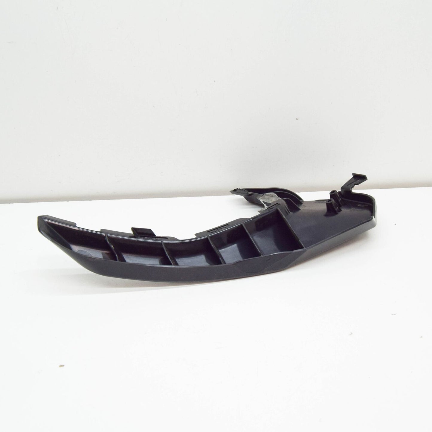 NEW AUDI A6 4A C8 FRONT LEFT BUMPER REINFORCEMENT 4K0807097 ORIGINAL