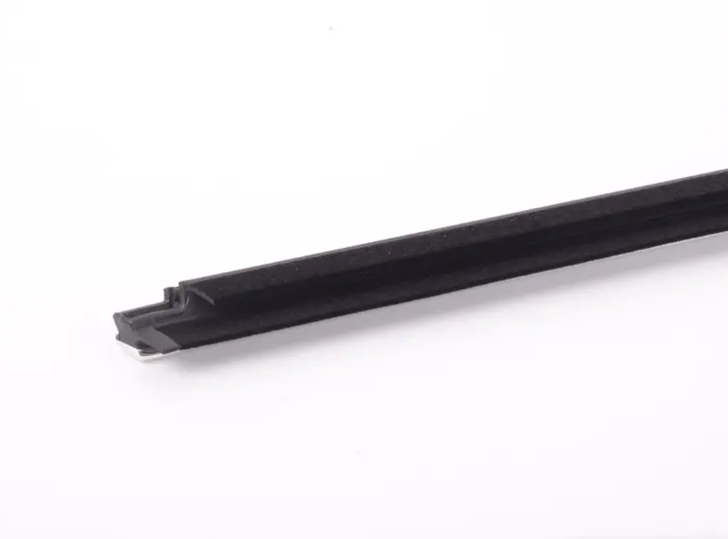 new bmw f32,f82 front right door outer weatherstrip 51337280294 7280294 original
