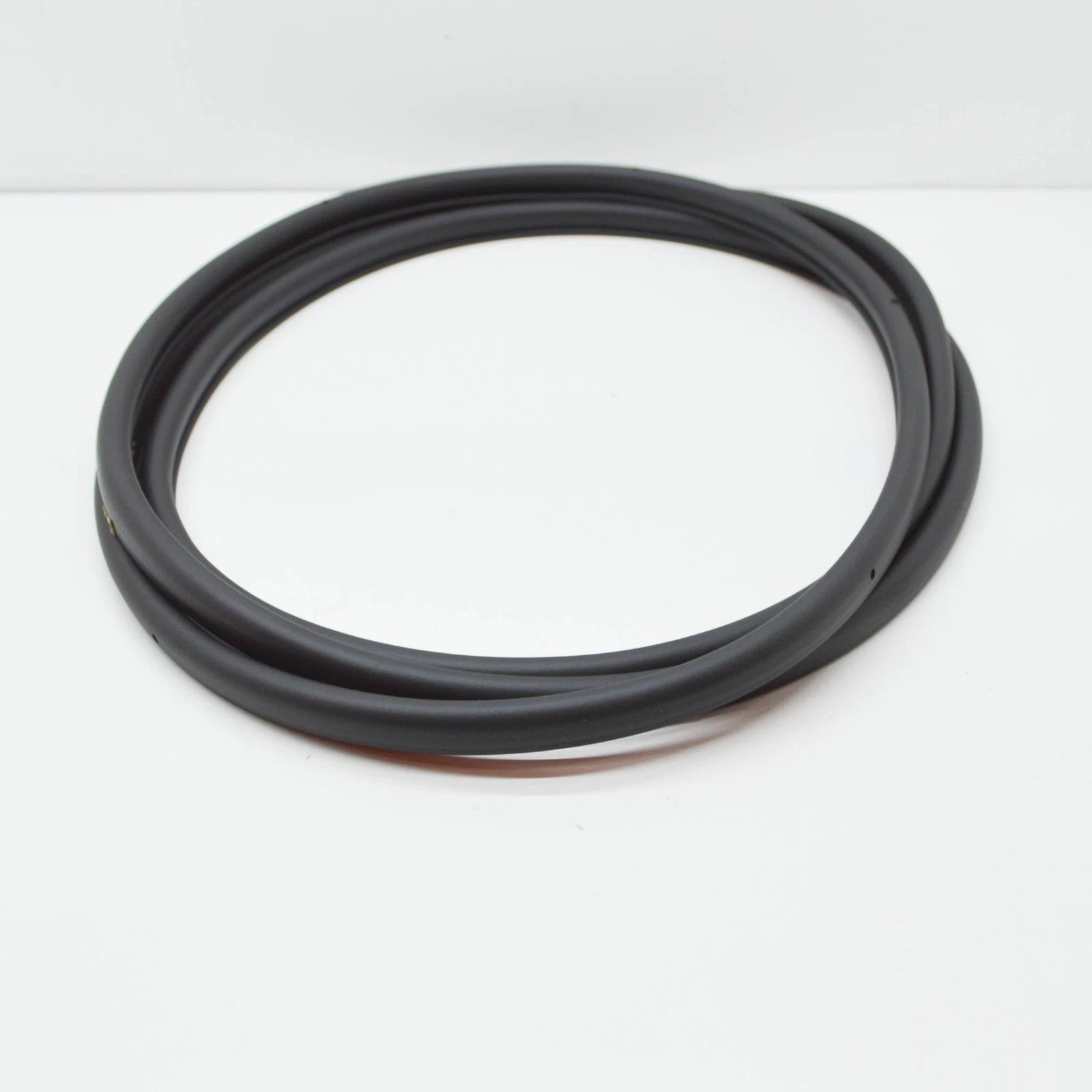 NEW AUDI Q5 FRONT LEFT DOOR RUBBER SEAL 8R 8R0837911L 2013