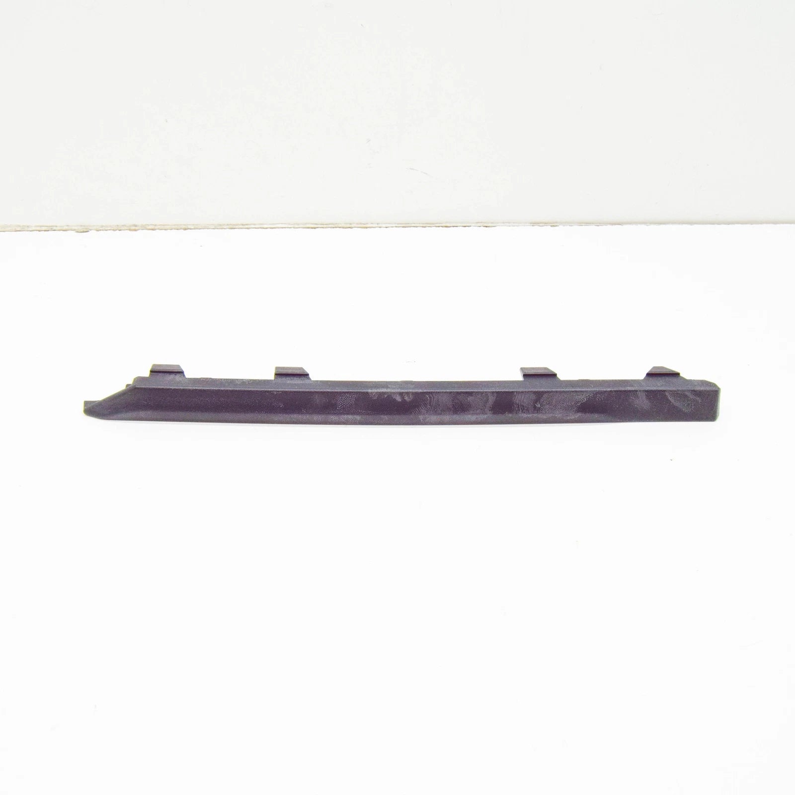 NEW VOLKSWAGEN TERAMONT REAR LEFT BUMPER MOLDING 3CN853841B9B9 ORIGINAL