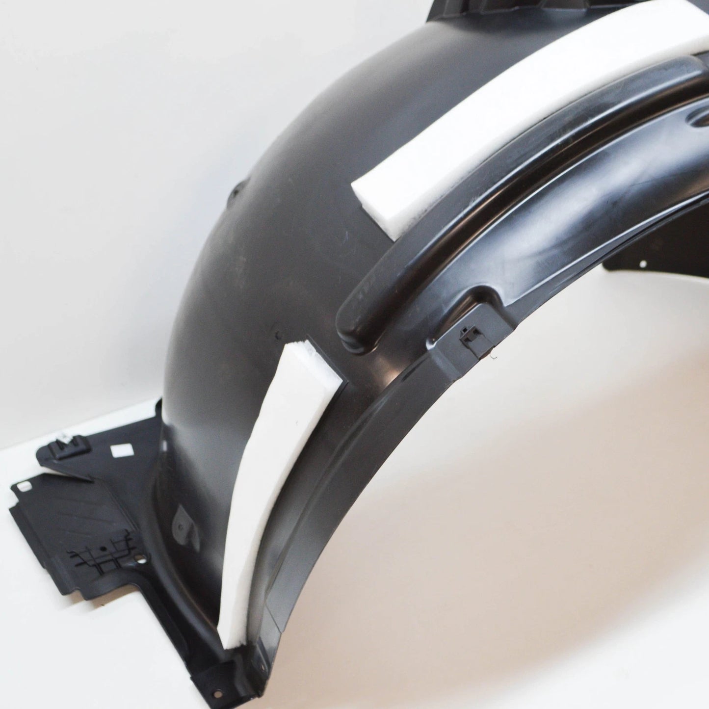 NEW AUDI Q4 E-TRON FRONT RIGHT FENDER WHEEL ARCH SPLASH 89A821172B