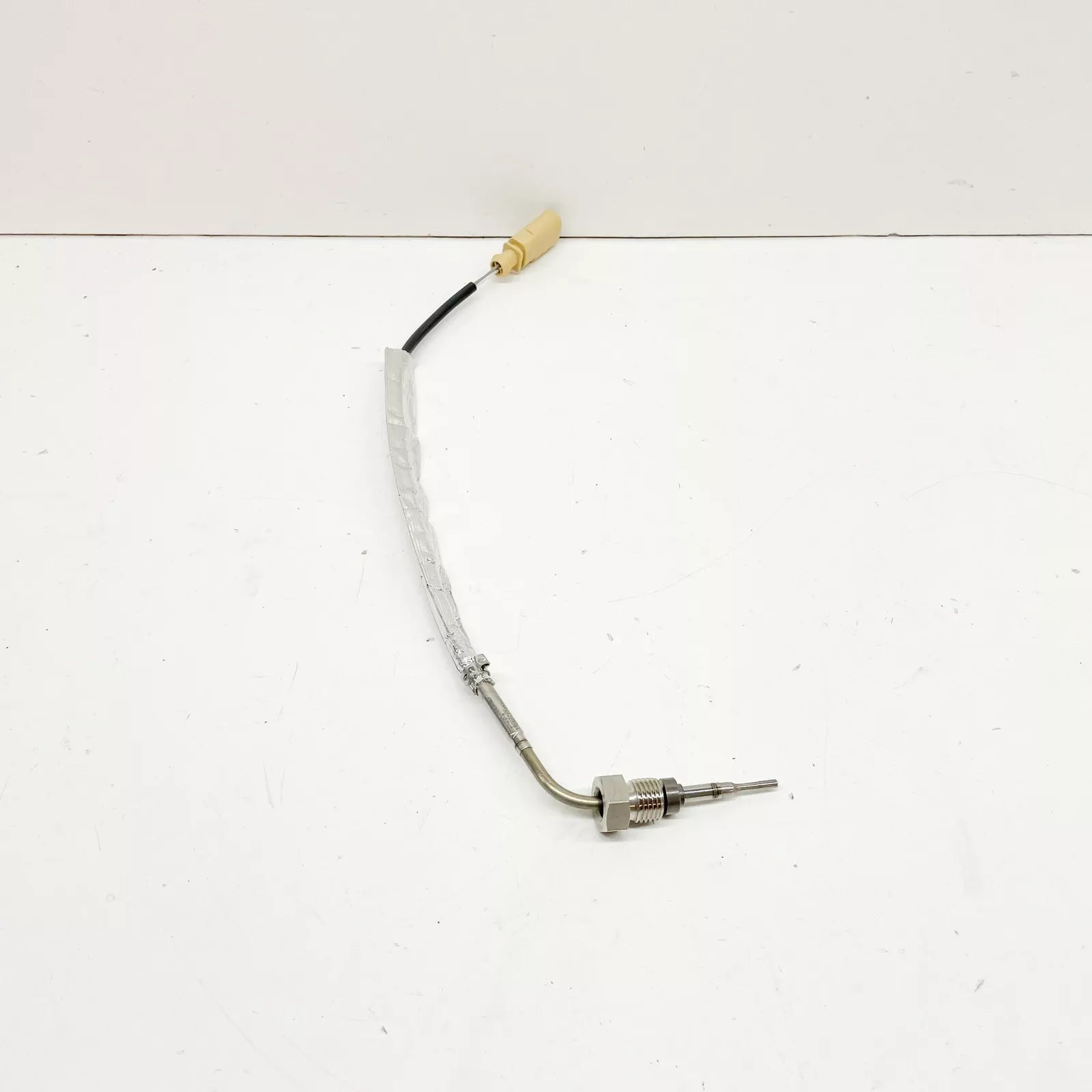 NEW AUDI Q5 8R EXHAUST GAS TEMPERATURE SENSOR 4G0906088AB