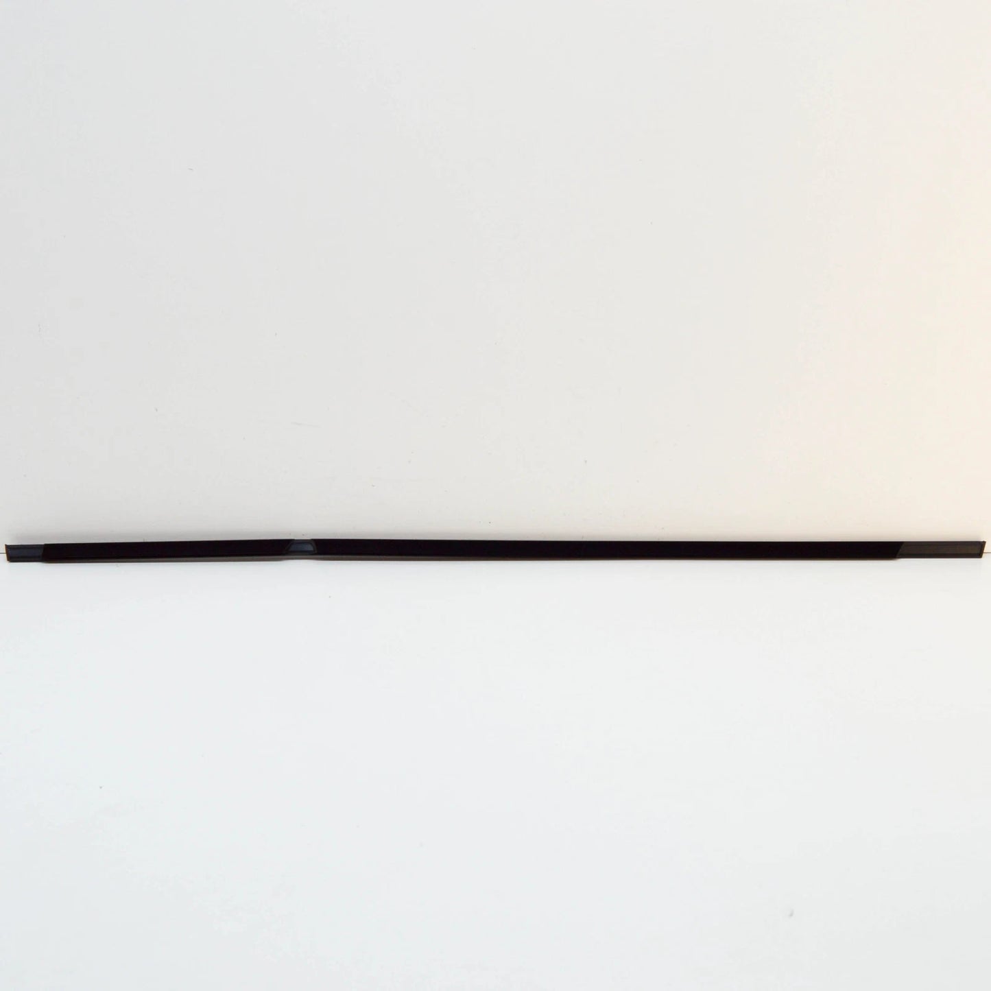 NEW BMW 3 TOURING E46 REAR RIGHT DOOR OUTER WEATHER STRIP 51348194772 ORIGINAL