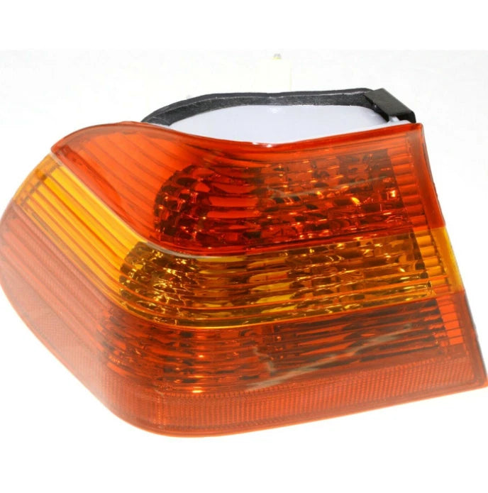 NEW BMW 3 E46 REAR LEFT TAILLIGHT 6946533 63216946533 ORIGINAL