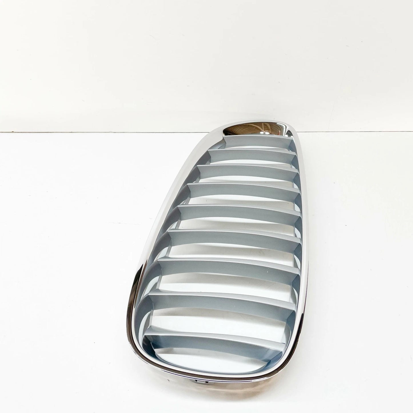 NEW BMW Z4 ROADSTER E89 FRONT RIGHT KIDNEY GRILLE ALU MATT 51137181547 ORIGINAL