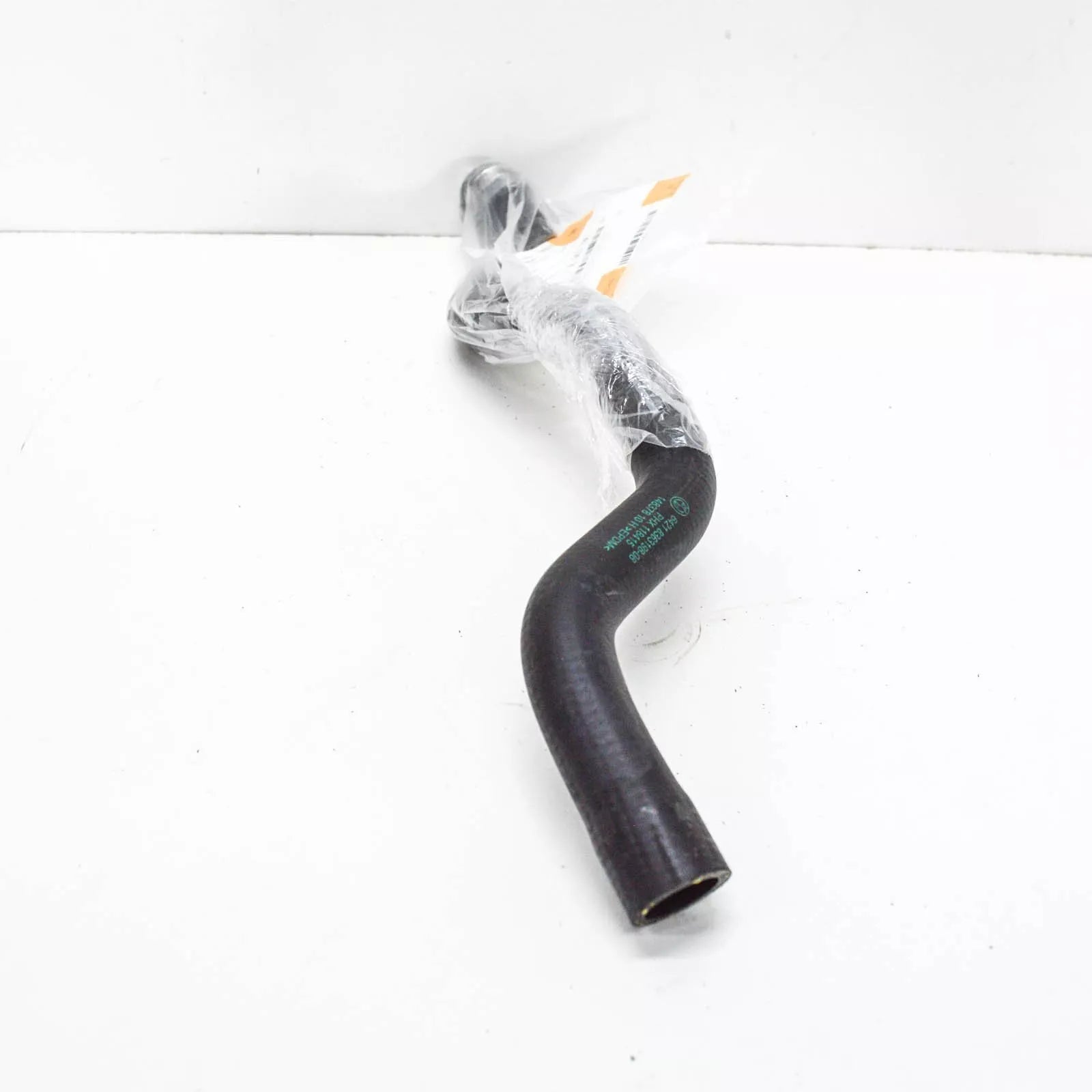 NEW BMW 3 E46 HEATER HOSE UPPER 64218363198 8363198 ORIGINAL