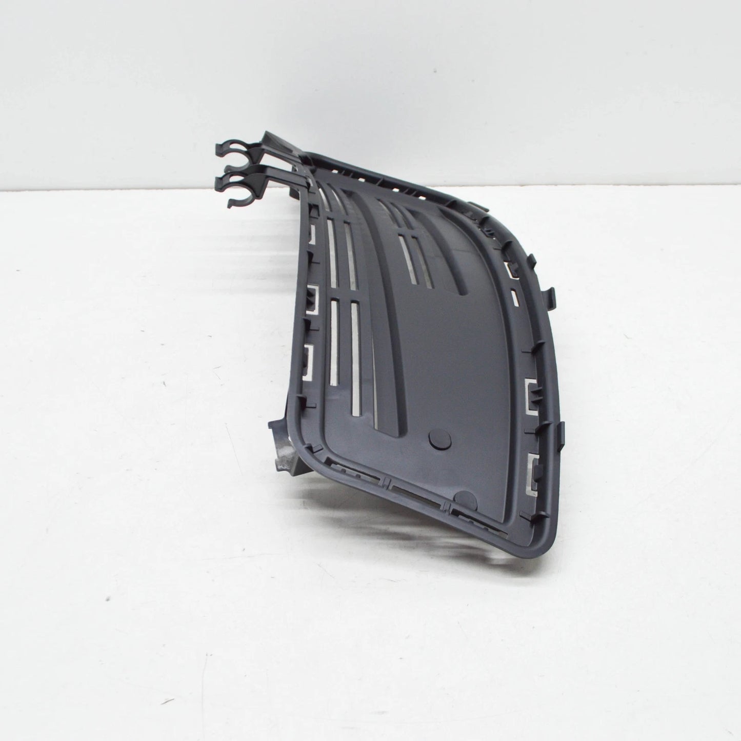 NEW MERCEDES-BENZ A-CLASS W176 FRONT BUMPER RIGHT GRILLE A1768851622