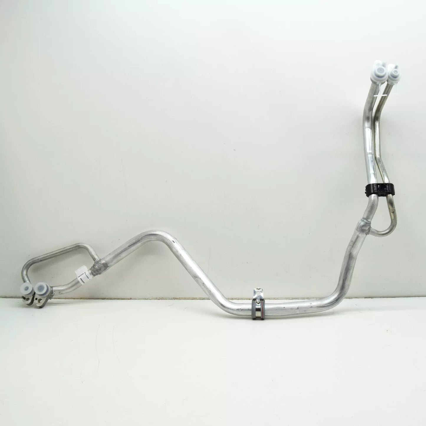 NEW MERCEDES-BENZ SPRINTER W907 REFRIGERANT LINE A9078307200 ORIGINAL