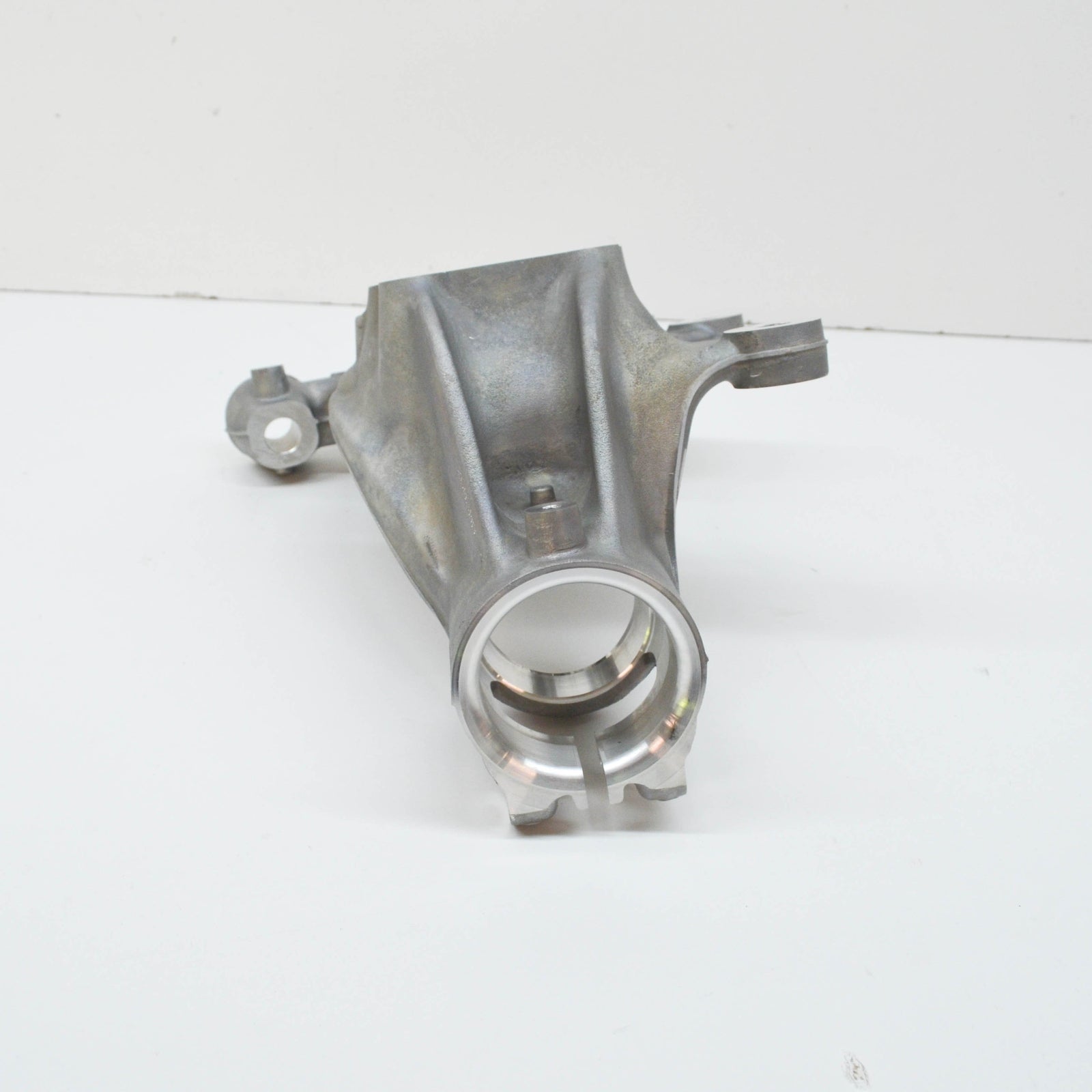 new bmw 3 e90 front right wheel carrier 31212283436 2283436 original