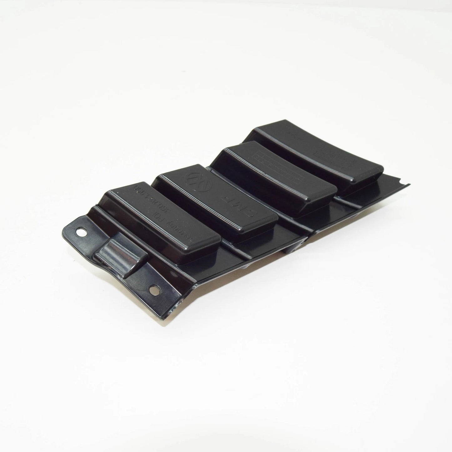 NEW VW PASSAT B8 3G FRONT GRILLE RIGHT CLOSING ELEMENT 3G08539509B9 ORIGINAL