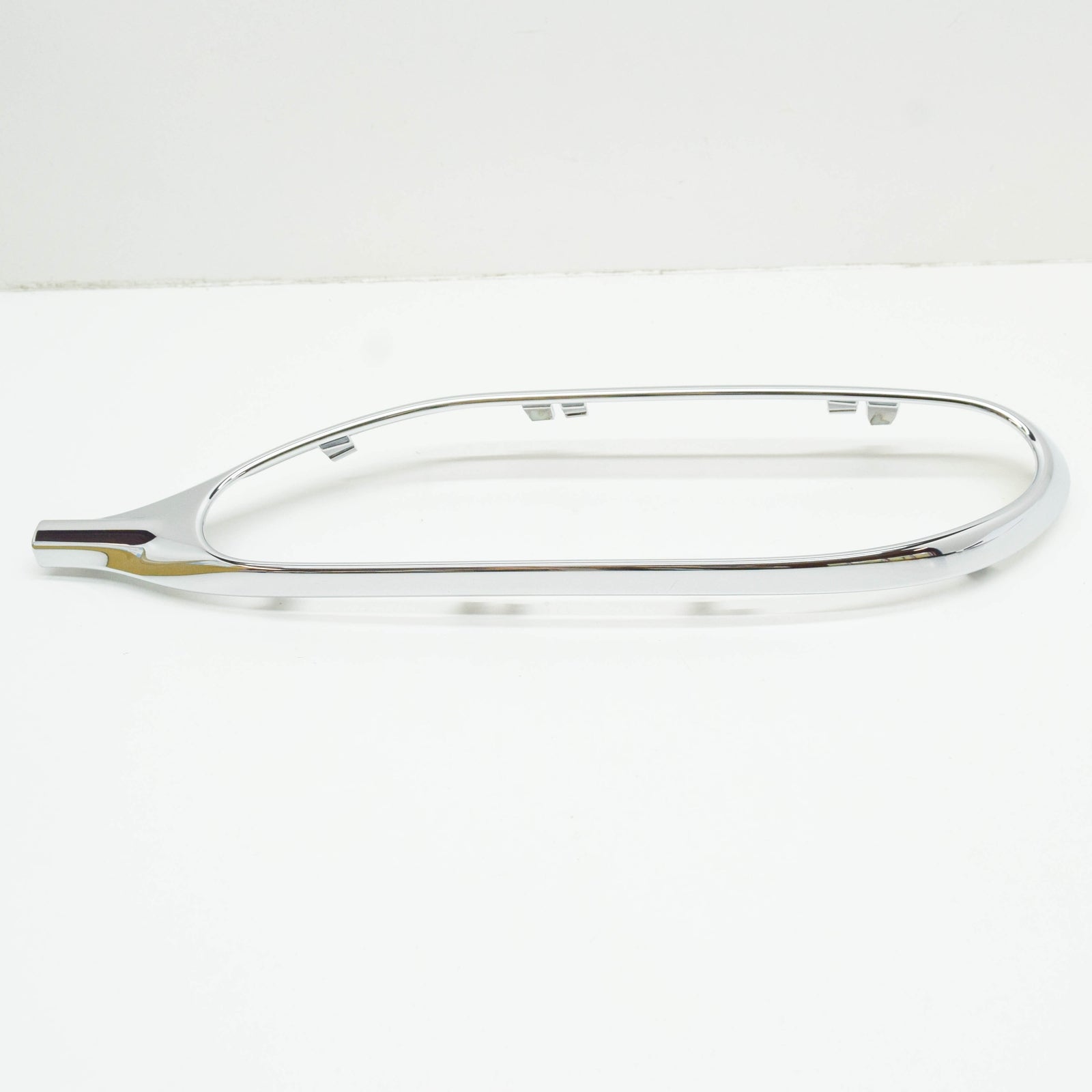 NEW MERCEDES-BENZ S W222 REAR BUMPER BOTTOM LEFT TRIM STRIP A2228852900 ORIGINAL