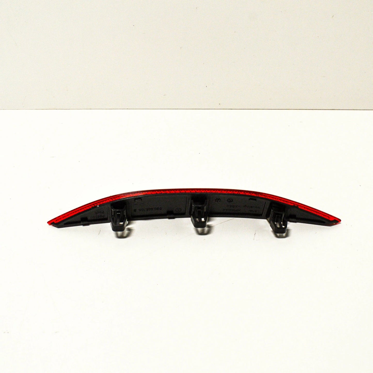 NEW VW GOLF MK7 R-LINE REAR BUMPER TINTED RIGHT REFLECTOR 5G0945106B